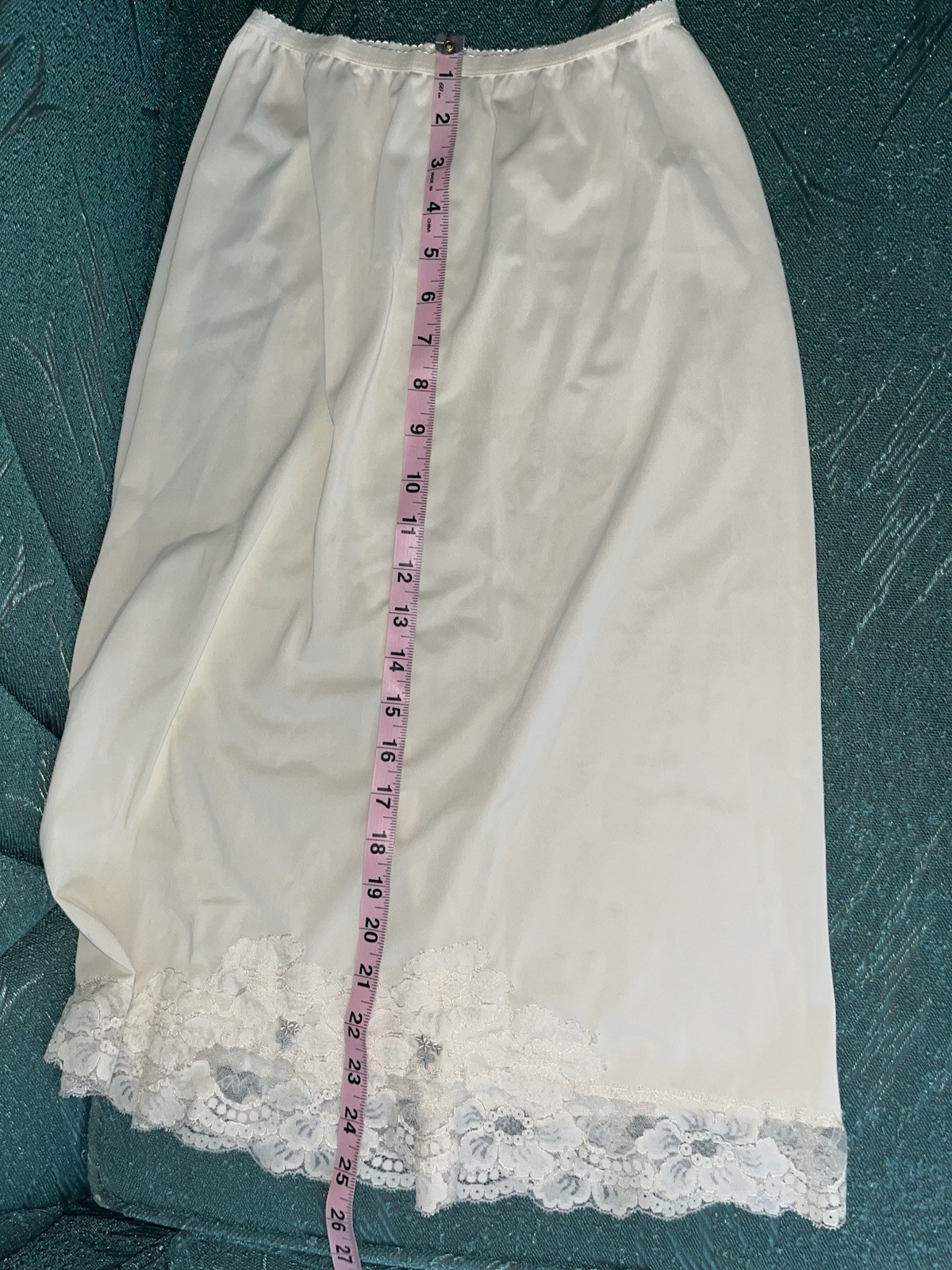 Vtg Shadowline Half Slip Small Tall Cream Floral Lace Trim Satin Skirt 25” Long