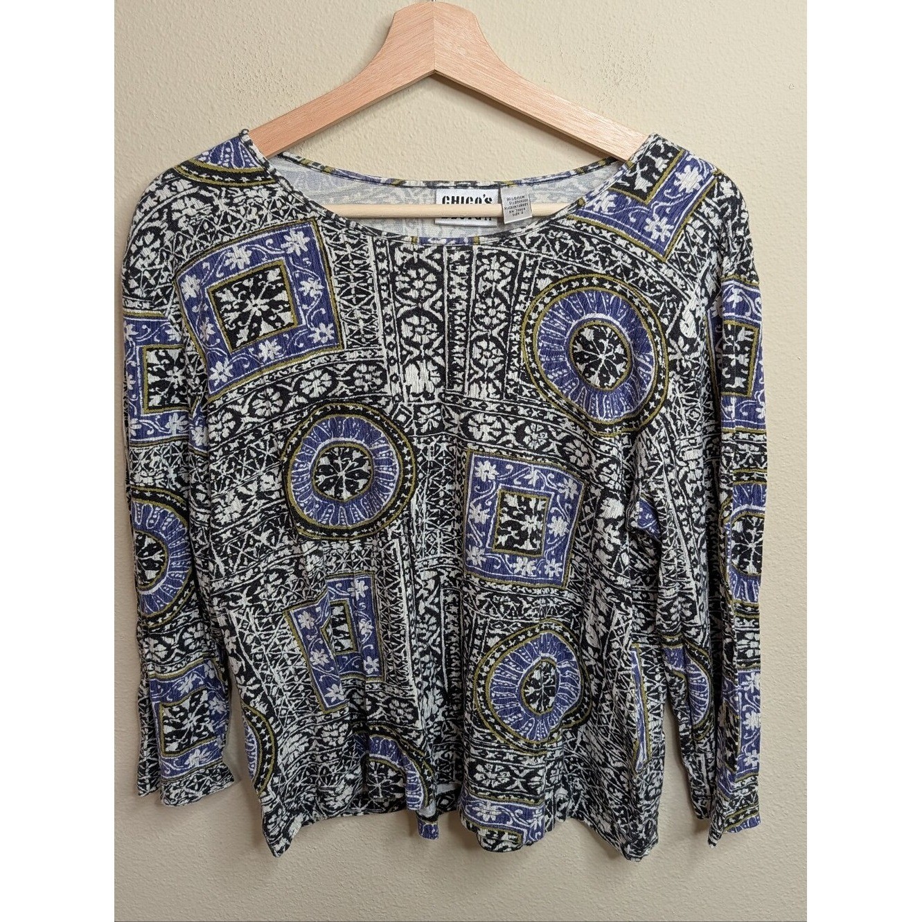 Chico’s Design Vintage Medallion Print Top Size 2 (L) Blue Black Gold Tile Print