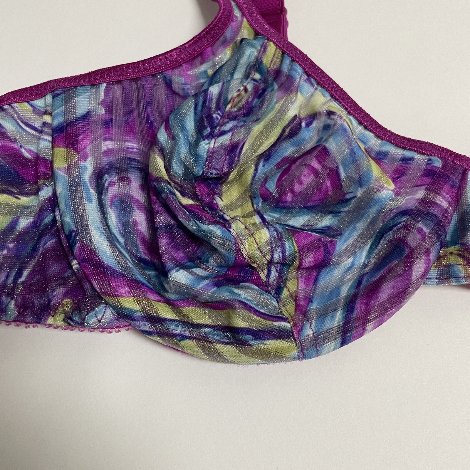 Vtg VASSARETTE Bra 36B Nylon Purple Semi Sheer Underwire Shimmer Floral 75-137