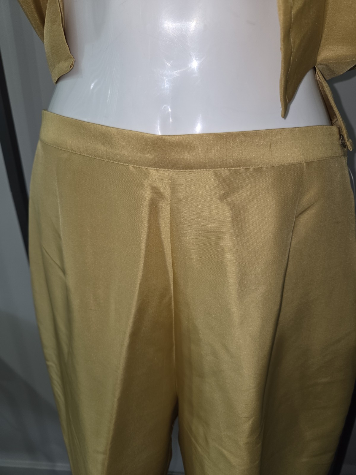 Vintage sz 8 Poetic Petite Gold Silk Outfit Sheer Pineapple Blouse Shell Pants