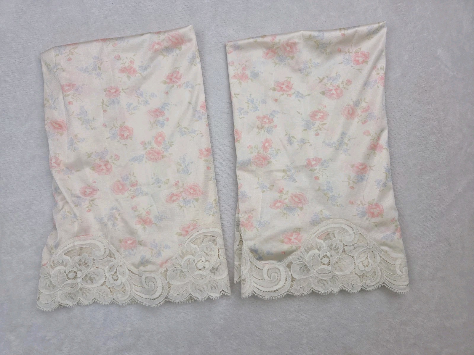 Vtg 1980s Floral HALF SLIP SKIRT Size M Antron Nylon Ivory Lace Vanity Fair