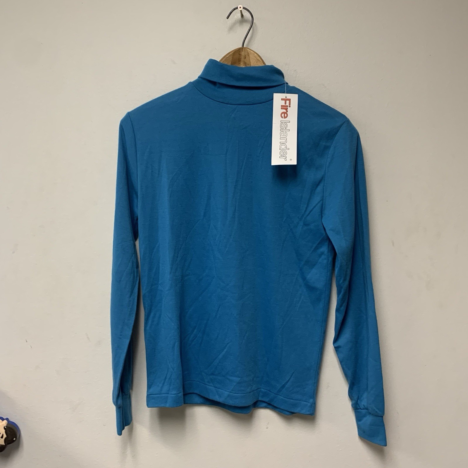 Fire Islander Women’s Small S Long Sleeve Turtleneck Shirt Lightweight Vintage