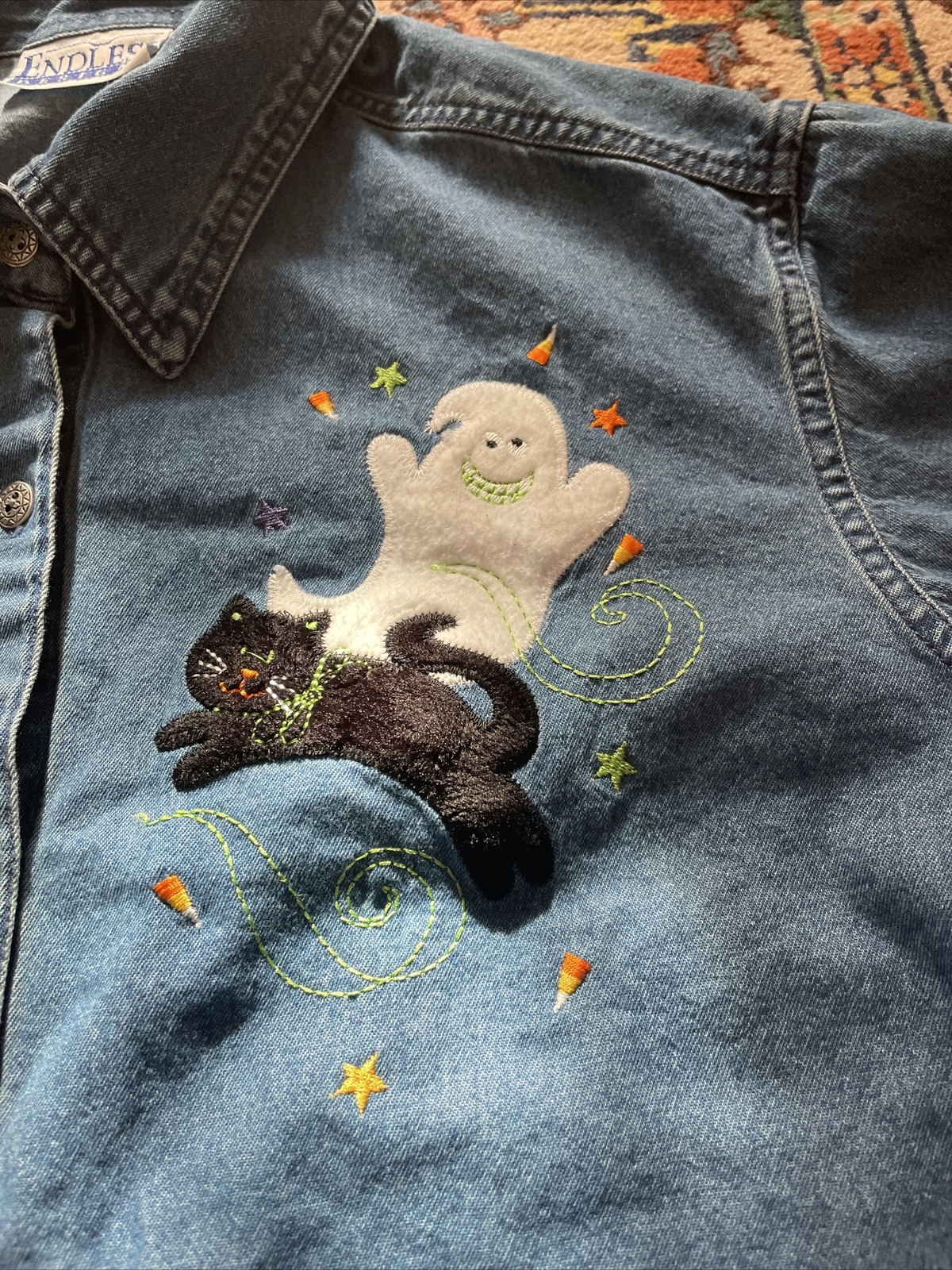 Endless Designs Denim Button Up “Ghouls Night Out” Vintage Halloween Shirt M