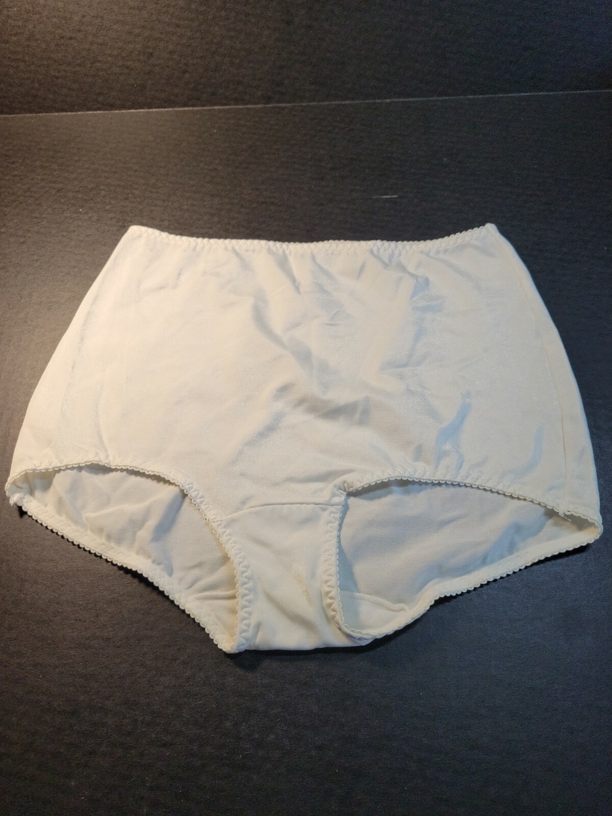 1 🔥 Vtg 80s Vanity Fair Nylon Lycra Sheer Full Brief Panty Panties XLGE USA