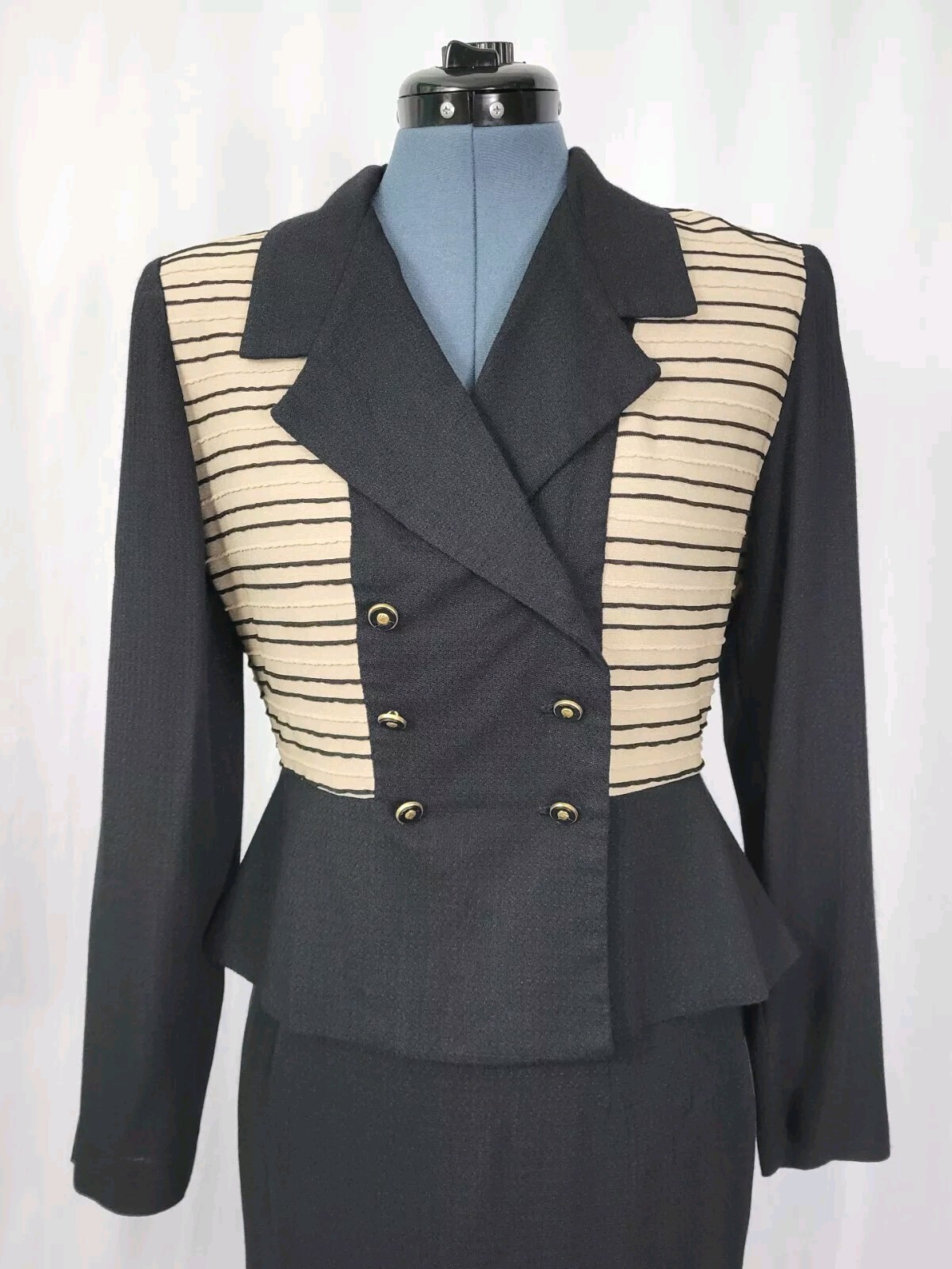 Vintage JSJ Petites Black & Tan 2-Piece Jacket & Skirt Set Size 8P