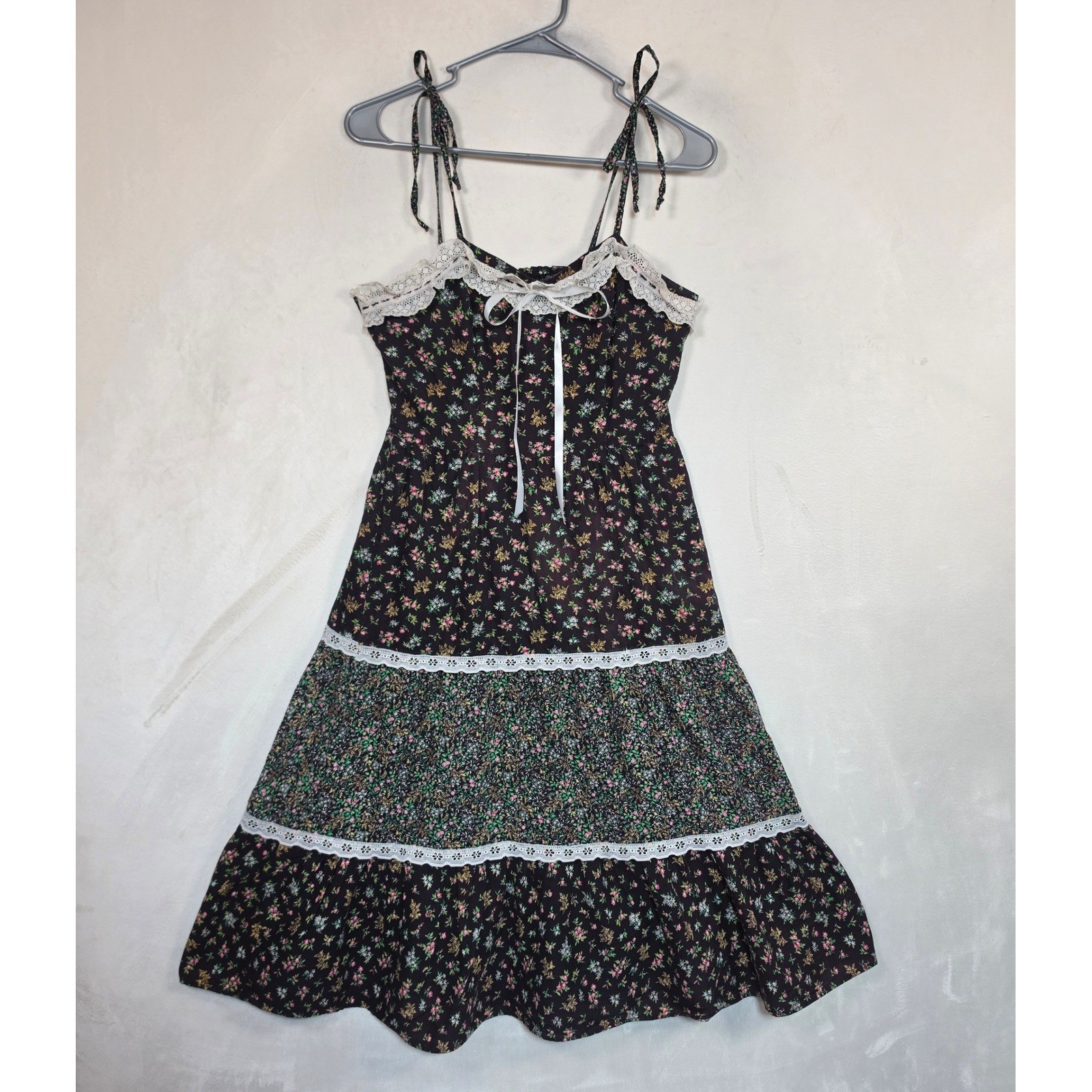 Vintage Newport Fashions Dress Women’s 5 Ditsy Floral Lace Cottagecore Prairie