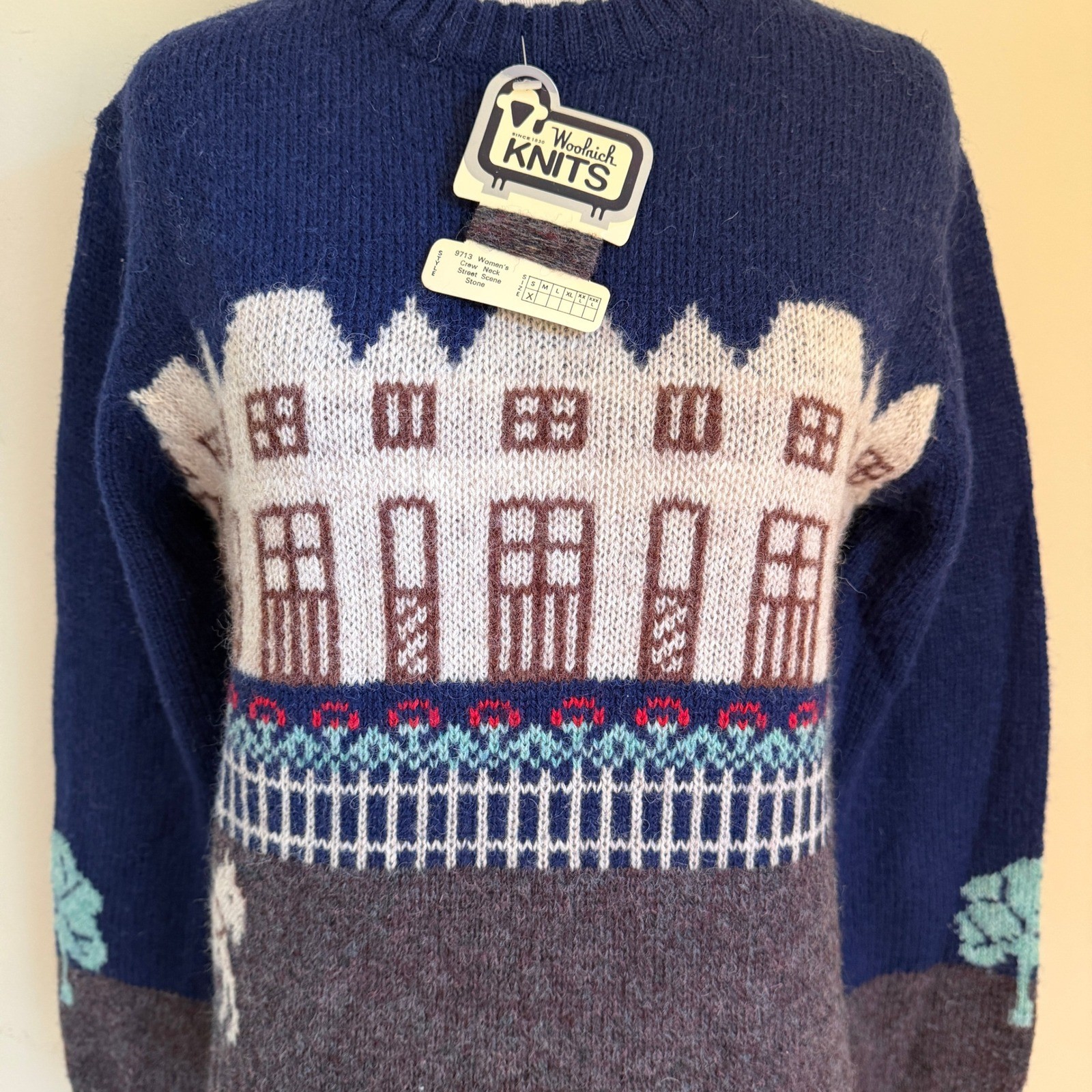 Woolrich Knits 9713 Womens S NWT Street Scene Wool Sweater Navy Gray Vintage