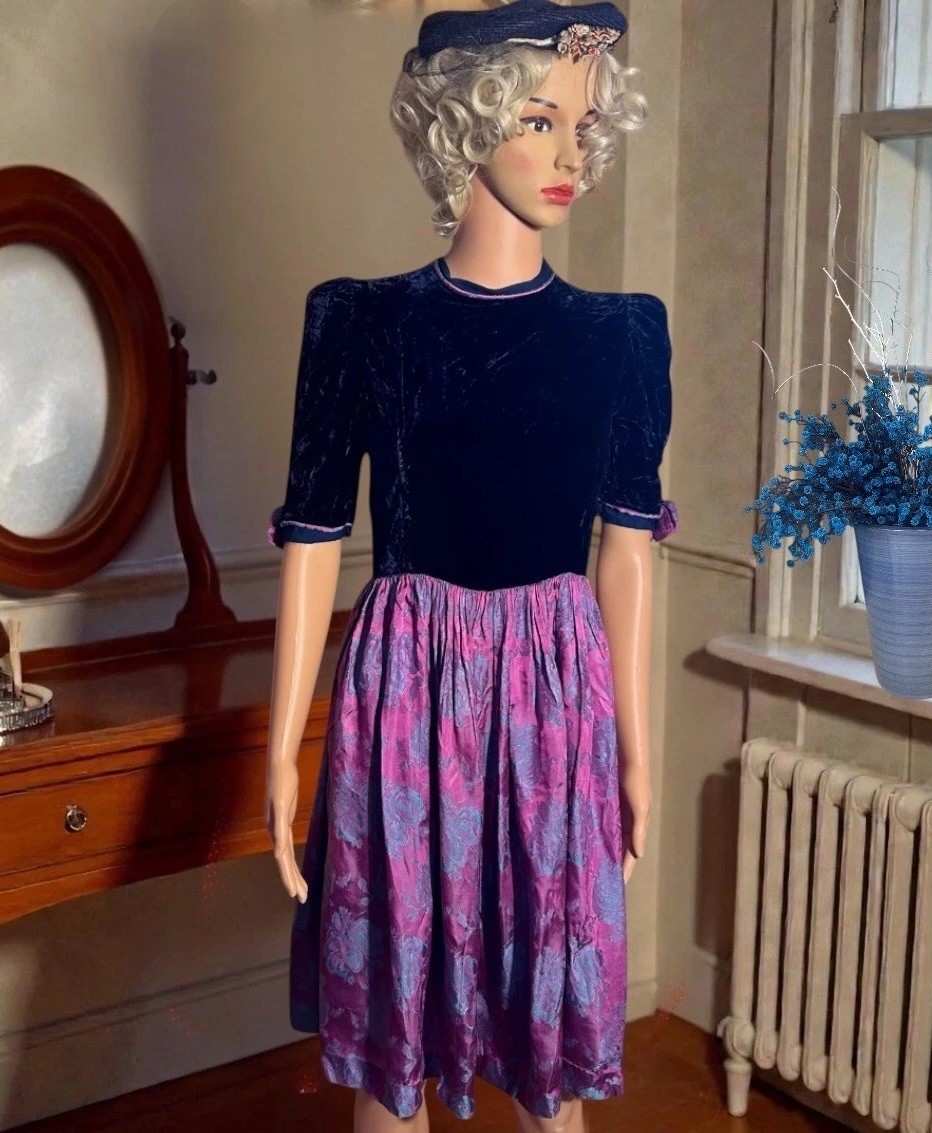 VTG 40s 50s Cocktail Dress Blue Velvet Satin Brocade Iridescent MCM Party 28W S