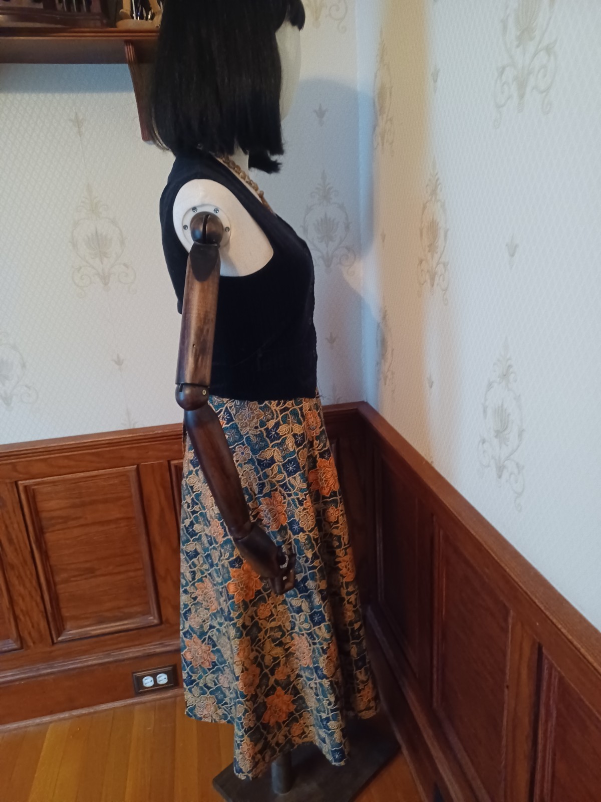 Vintage 1970s 100% Cotton Batik Print Blue and Brown Boho Midi Skirt