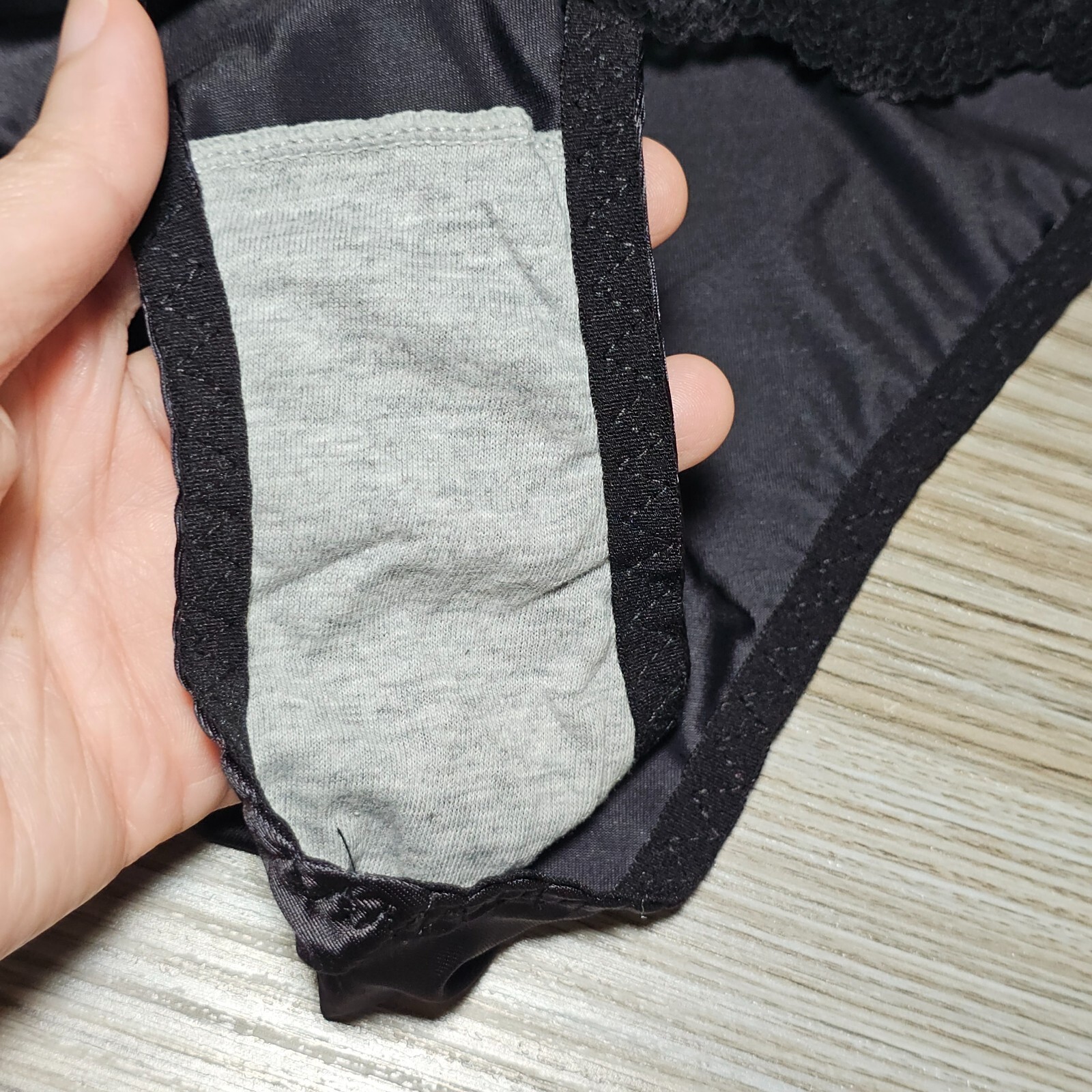 VTG Slippery Nylon Satin Panty Sissy Lace Glossy Black Brief Size 8 Hip 40-44″