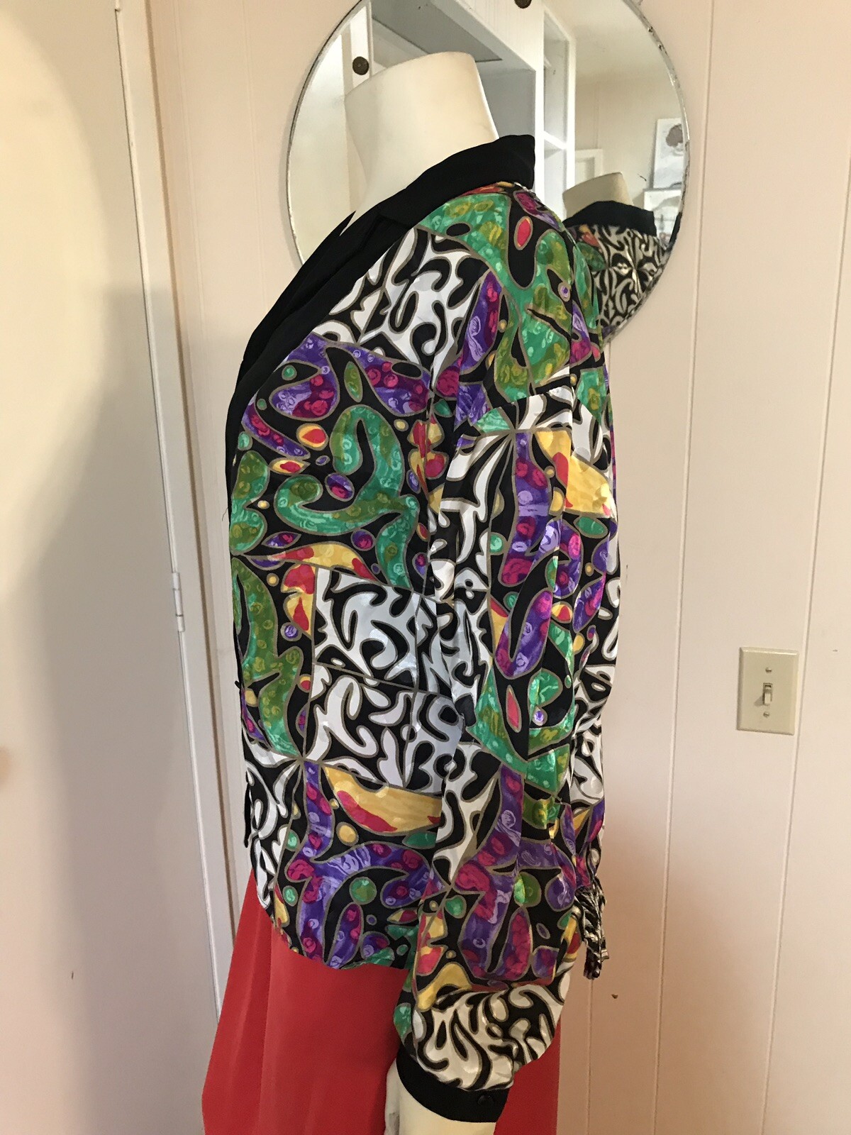 Vintage 1980s Siasia New York Colorful Asymmetrical Black & Abstract Top Gen Sm