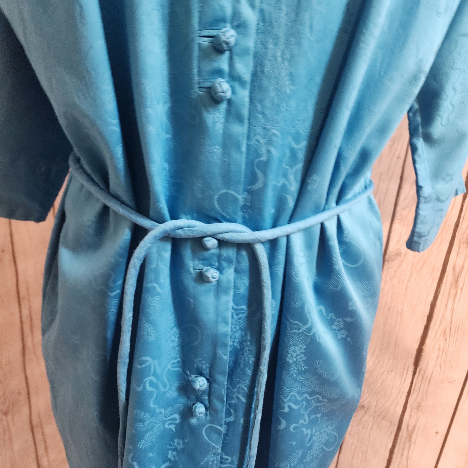 Vintage Mme. Butterfly Blue Japanese Kimono Style Dress Robe Silk Feel (M)