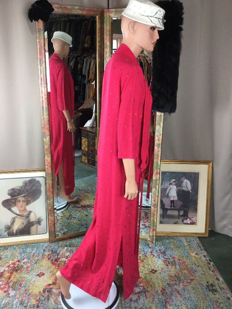 VTG Peer Bright Pink Wool Embroidered Hostess Dress Zip Front Tassel Belt Sz L