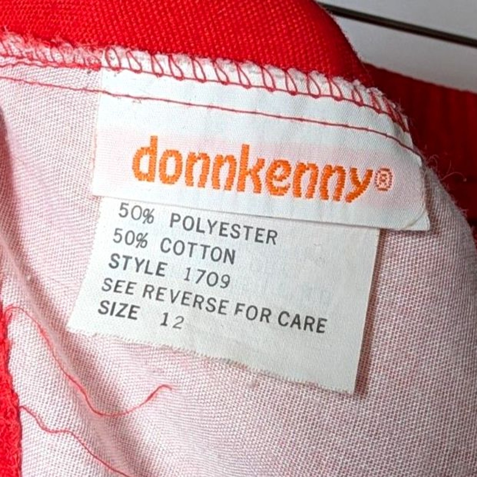 Vintage Donnkenny Red High-Waisted Bermuda Shorts 12 Tailored Classic Retro