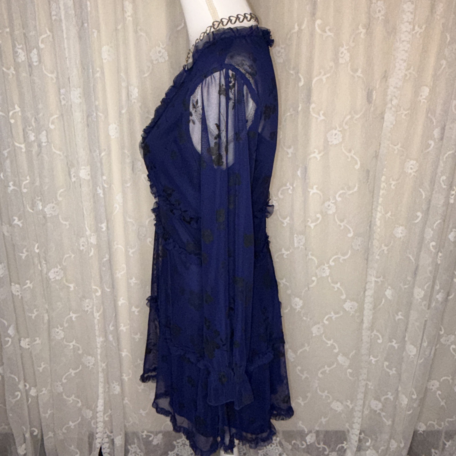 Vintage B.Darlin Woman’s Blue & Black Floral Semi Sheer Lined Dress Size 5/6