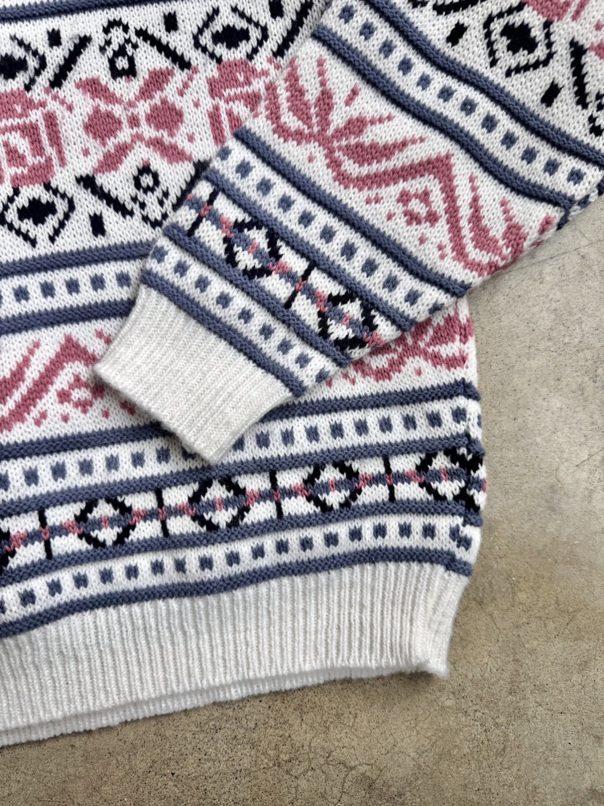 Vintage 80s 90s Rose Pink/Purple Multi Pattern Ski Sweater Size S/M