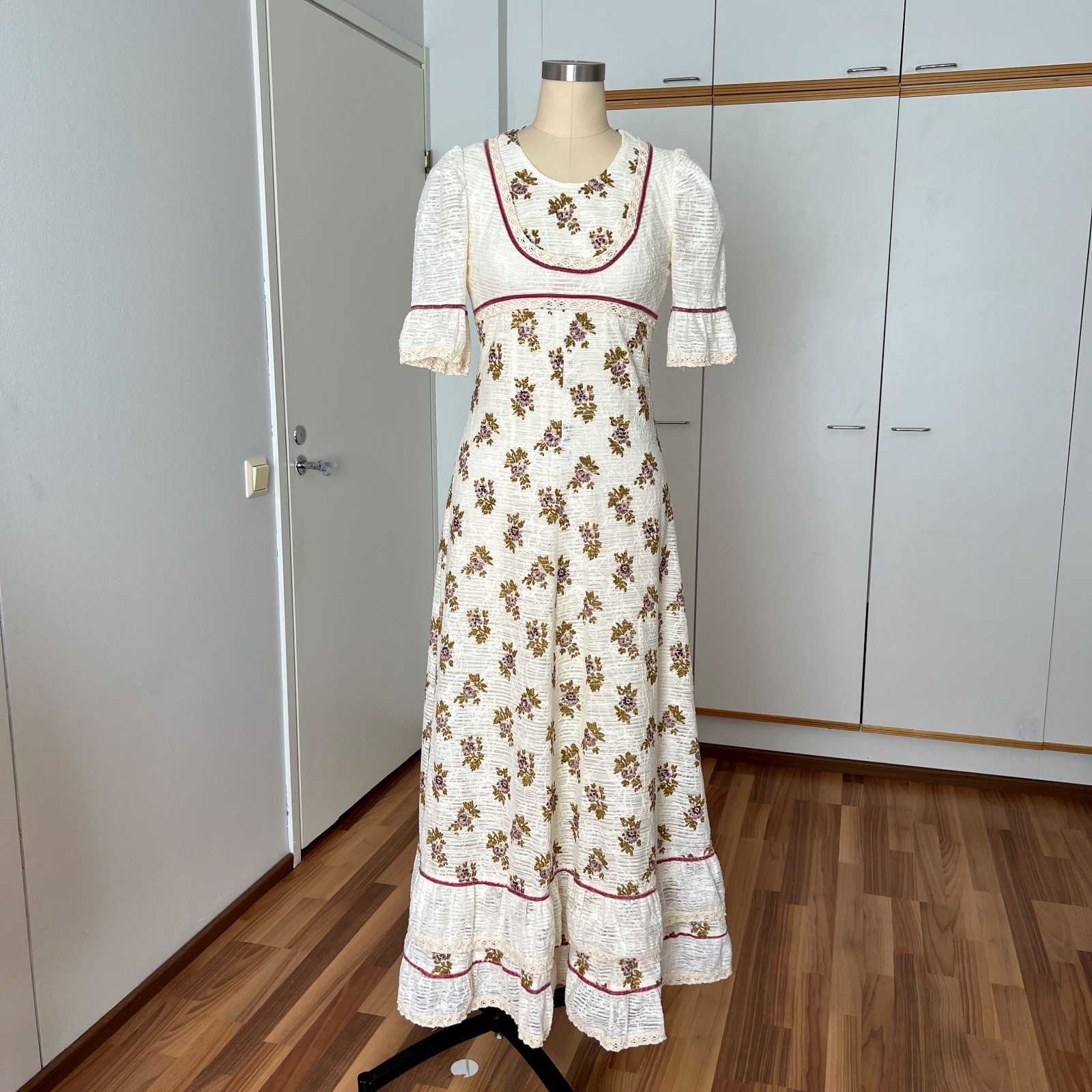 1970s Floral Cotton Cottagecore Maxi Dress Floor Length Aline Prairie Boho EU 38