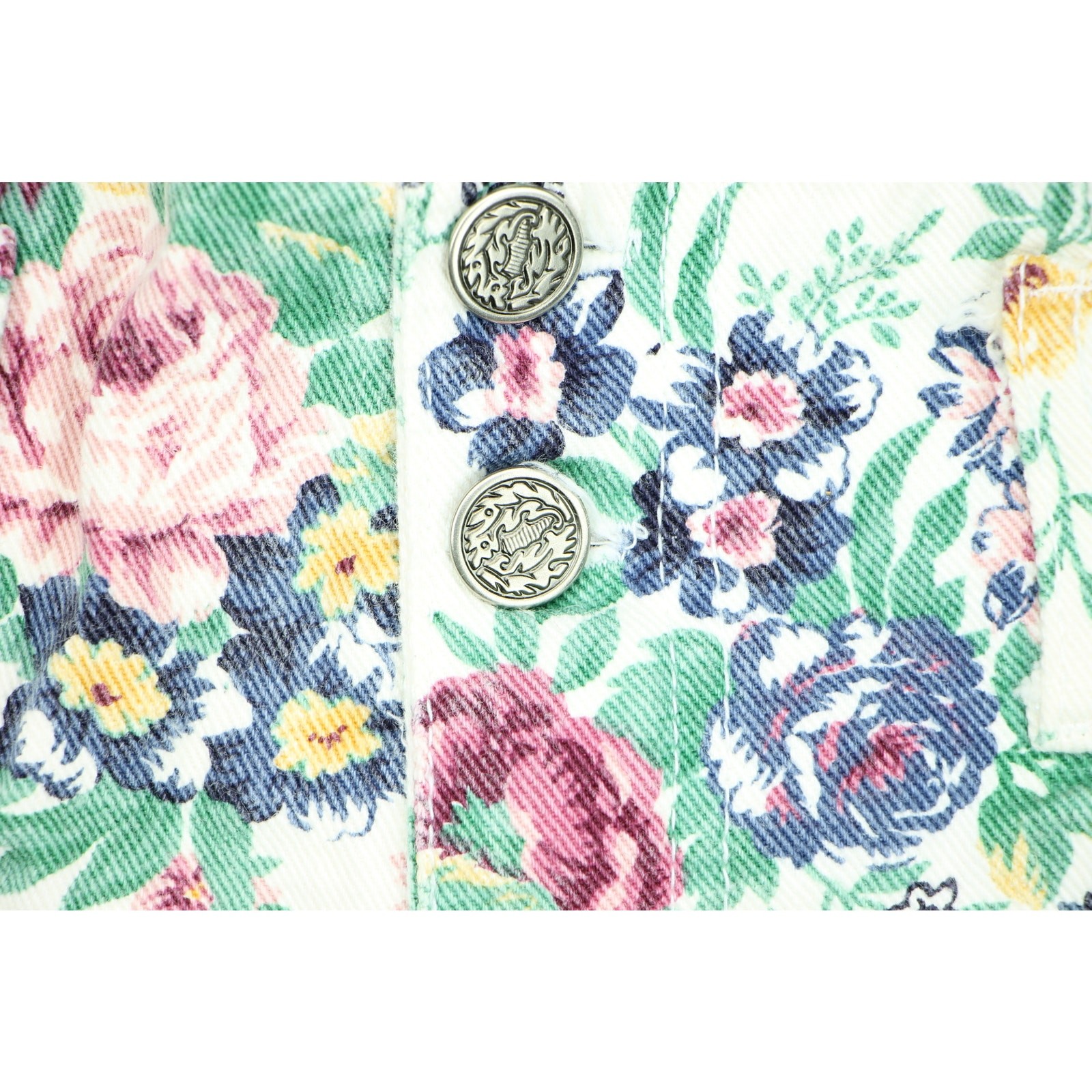 Vintage Breaker Floral All Over Print Festival High Waist Denim Jean Shorts 27