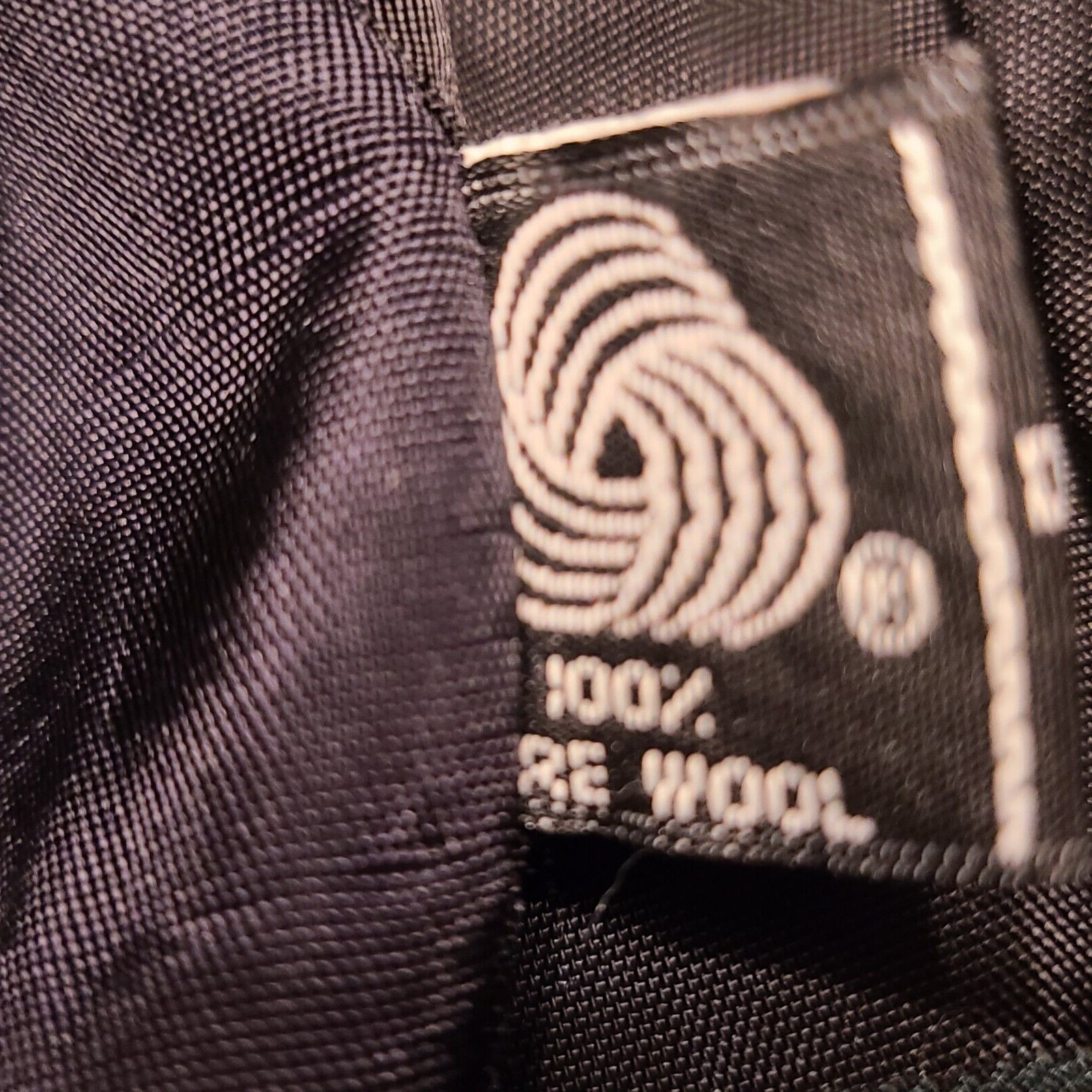 Vintage 80s Purple 100% wool Harvé Benard jacket with black trim size 20W