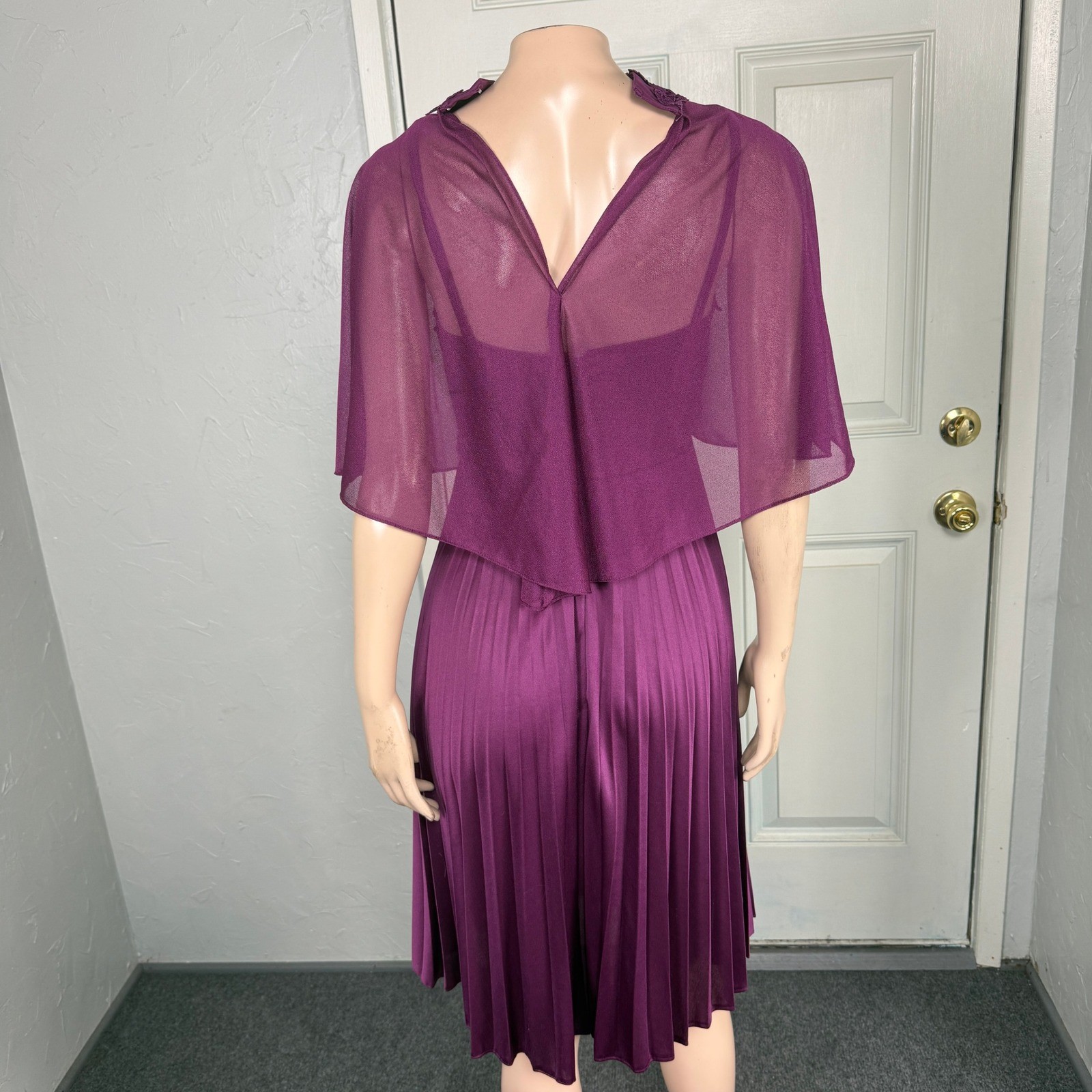 Vintage 70s Bridesmaid Dress Formal 2 piece set Polyester Pleated Sheer Lace II7