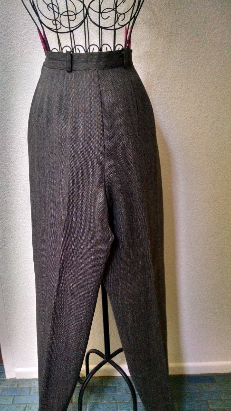 Anne Klein Black/White Wool Slacks, Size 12-Item #231