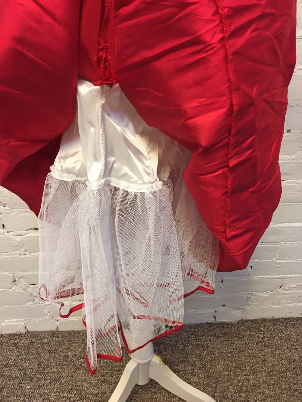 Catherine Regehr vintage 90s lace taffeta party dress red size large