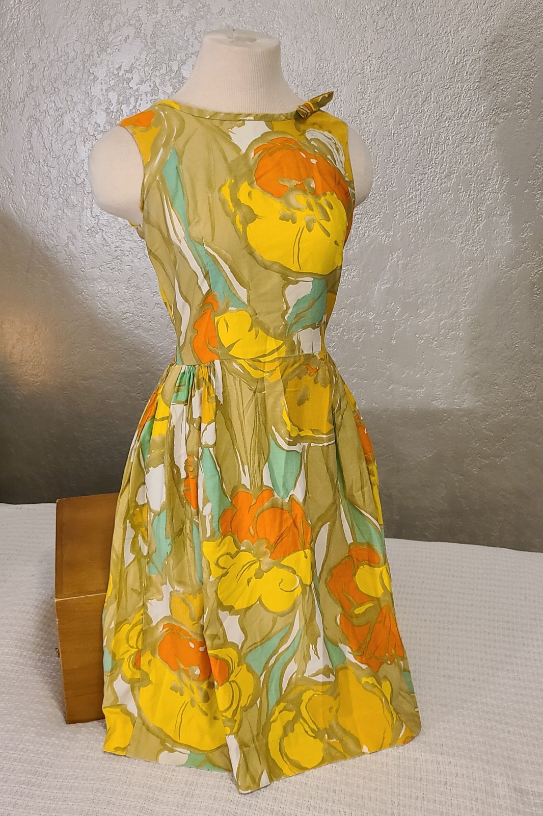 Vtg 60’s Loungecraft Original Floral Cocktail Dress XS Yellow Orange Tan Mad Men
