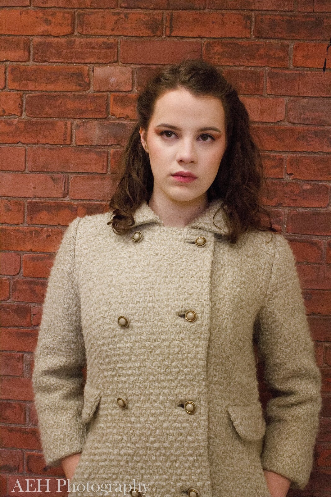Branson Retro Vintage 1950’s-70’s HEAVY Winter Coat Blonde Beige Buttons Cream