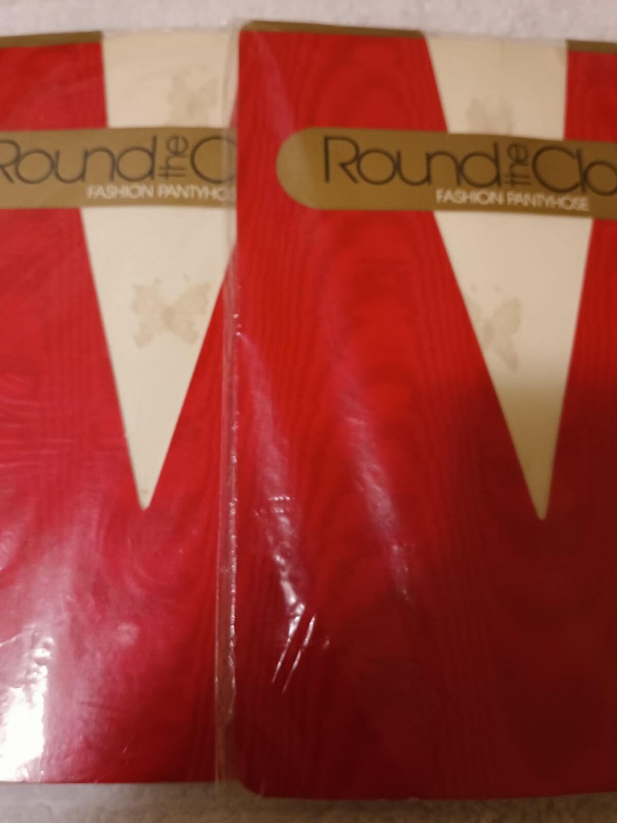 2 Pairs Pantyhose Round The Clock Size C/D Bone Butterfly Back Seam Fashion NOS