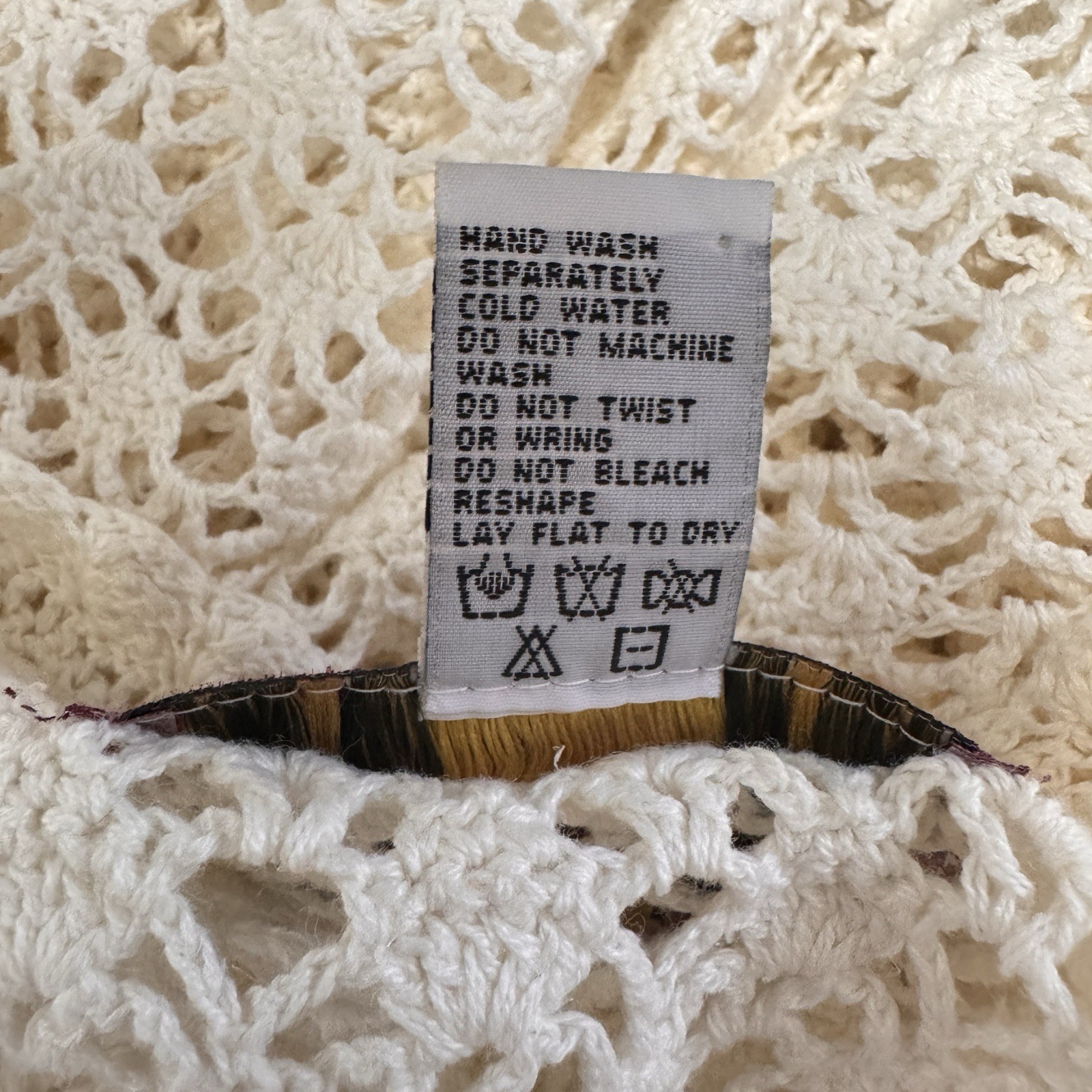 Vintage 90s Y2K Tiara Shirt S Crochet Lace Open Knit Off Shoulder White Boho