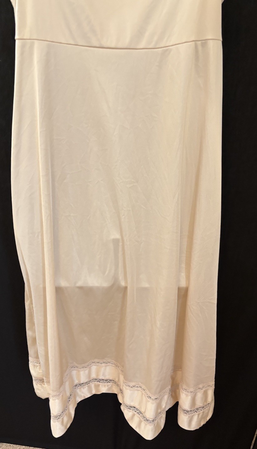 Vintage SEARS Anti Cling Beige Nylon & Lace Full Slip Size 36 USA SHIPS FREE