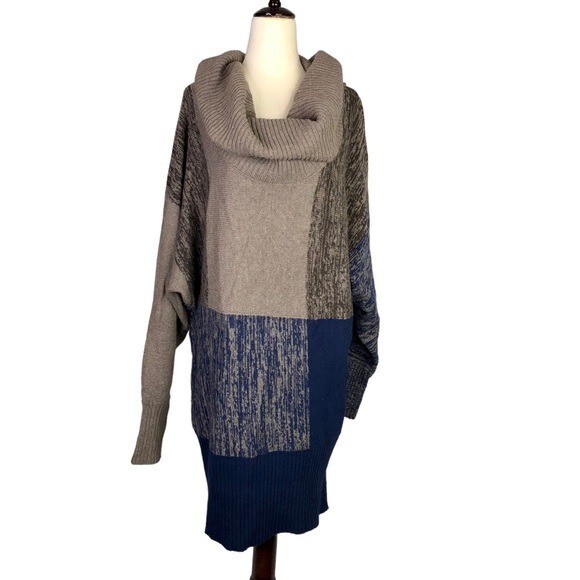 VINTAGE BCBGMaxAzria colorblock sweater dress batwing sleeves brown blue Med