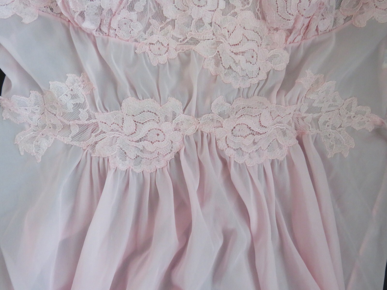 Size 34 Long Sheer Light Pink Nightgown by Vanity Fair – Sexy Lace Bust Flowing