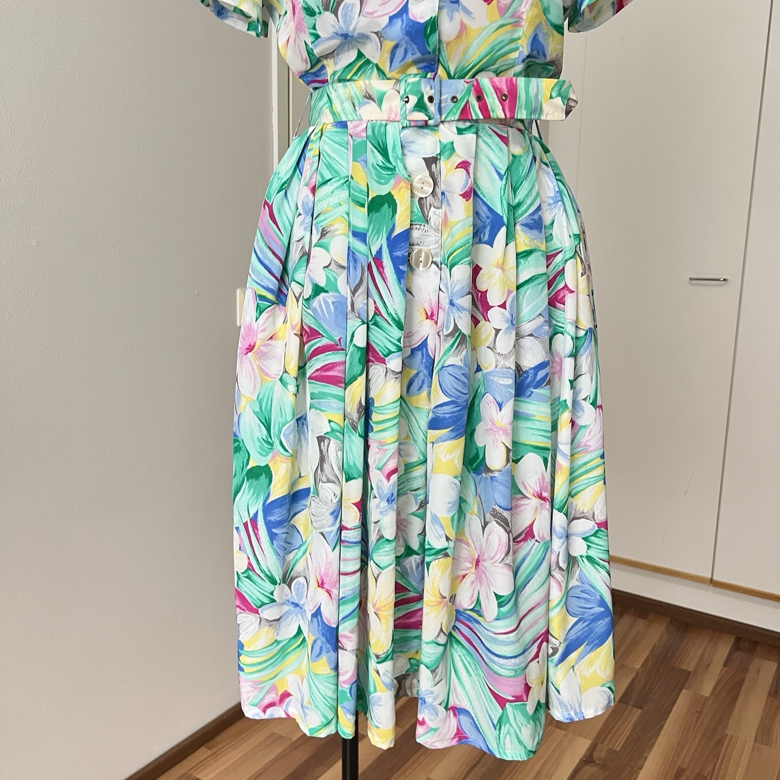 1980s Floral Midi Day Dress French Vintage Button Front Pleated 80s Does 40s