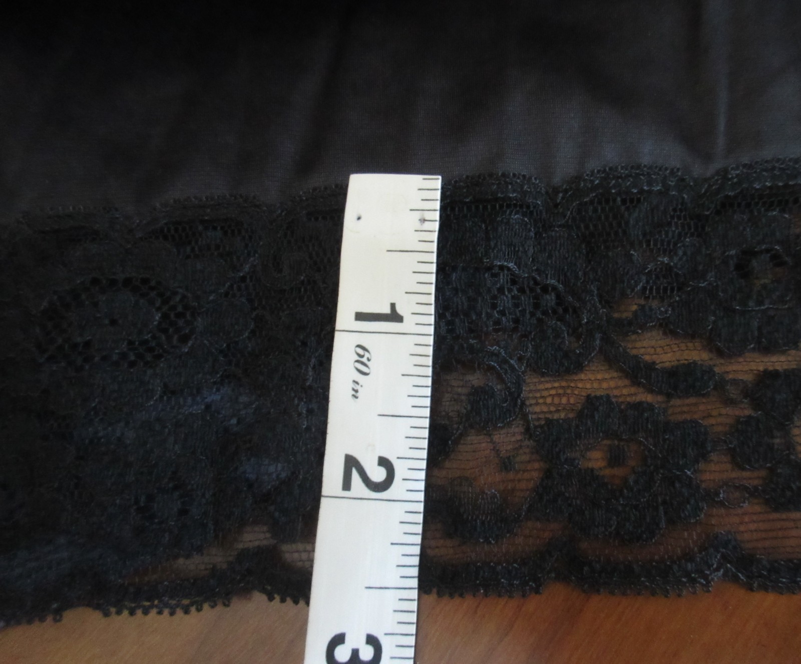 vintage size 36 VASSARETTE BLACK sheer mega LACE NYLON full slip NIGHTGOWN