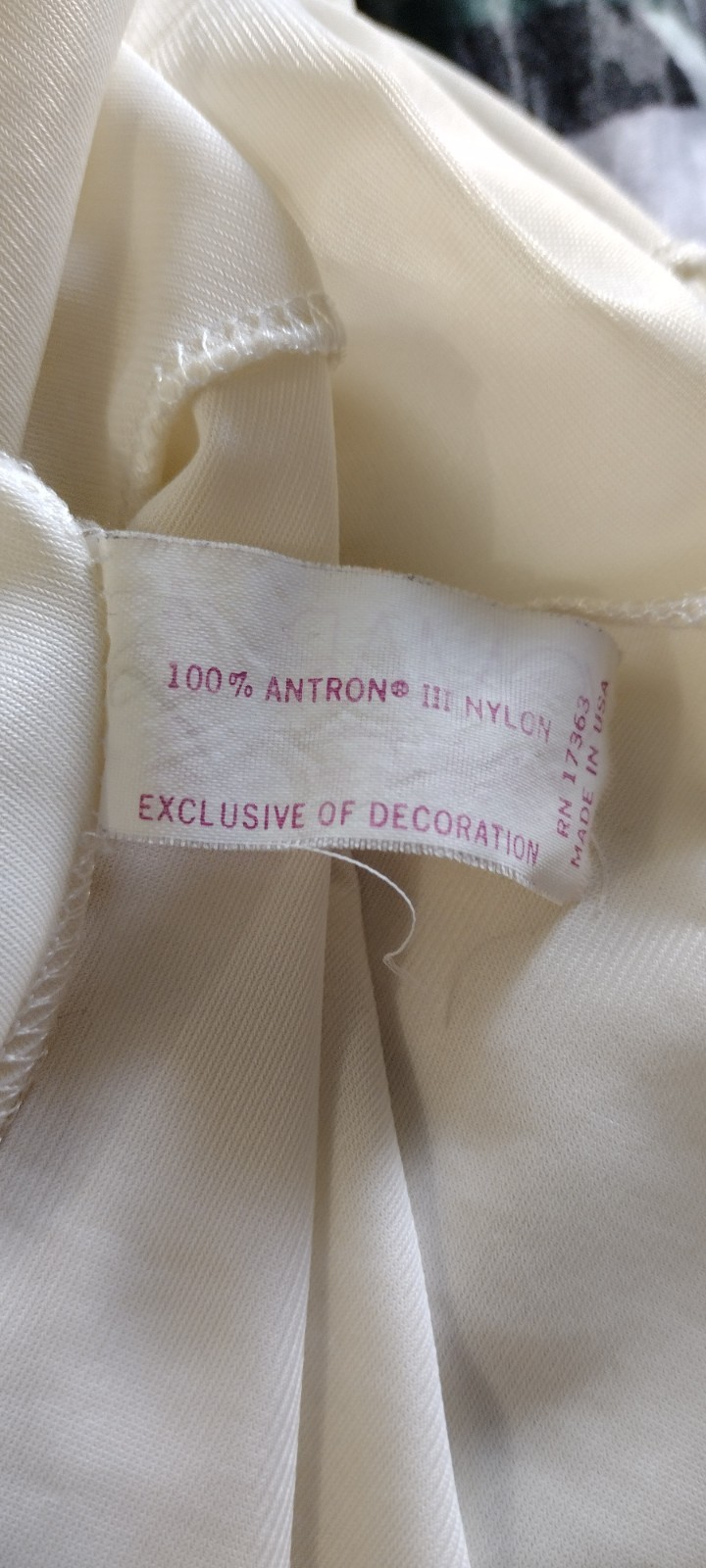 Vintage Komar Cream Lace Trim Nightgown Maxi Gown Small 100% Antron Nylon Cottag