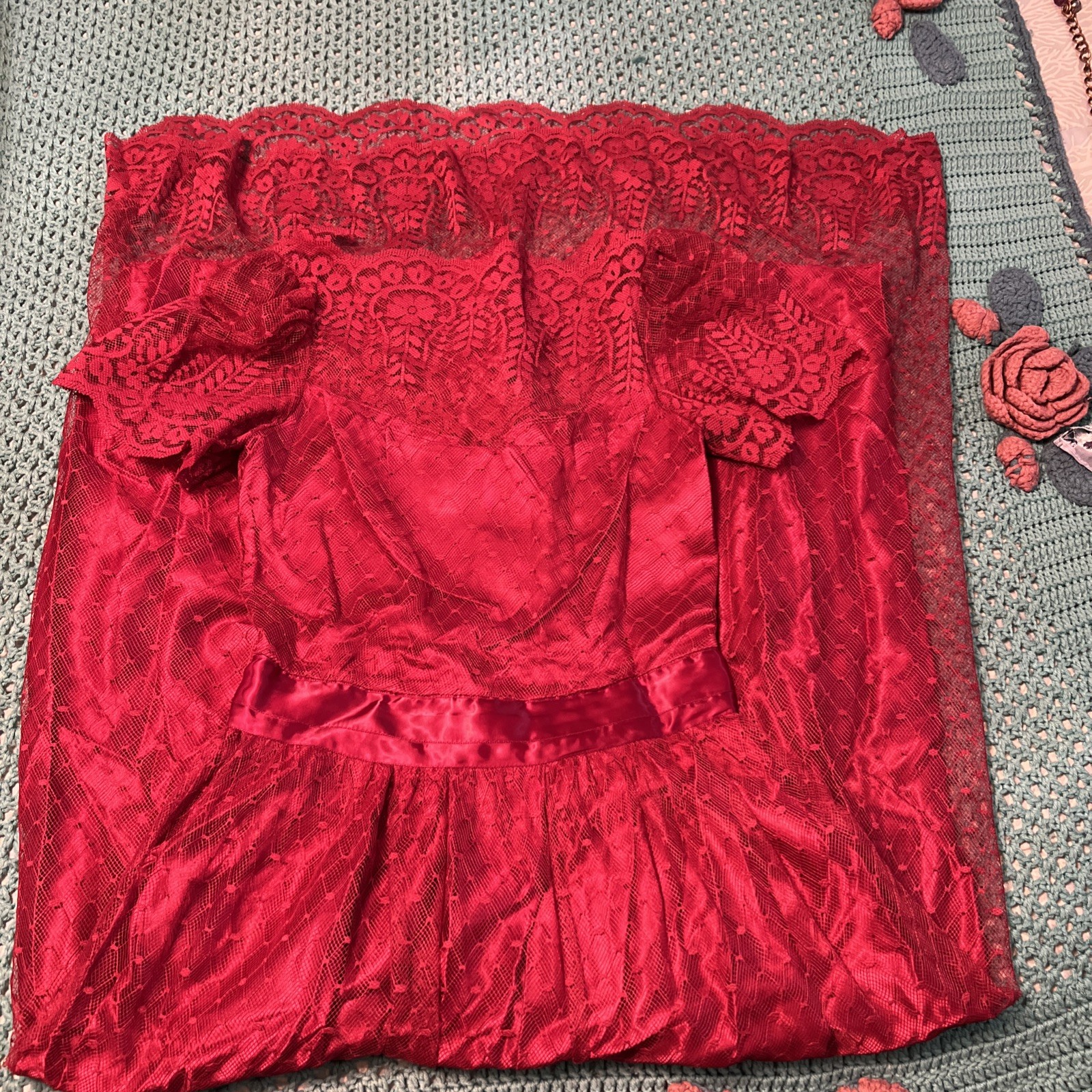 Vintage 1970s (?) Formal Burgundy Lace Over Satin Maxi Dress Junior Sz 13/14