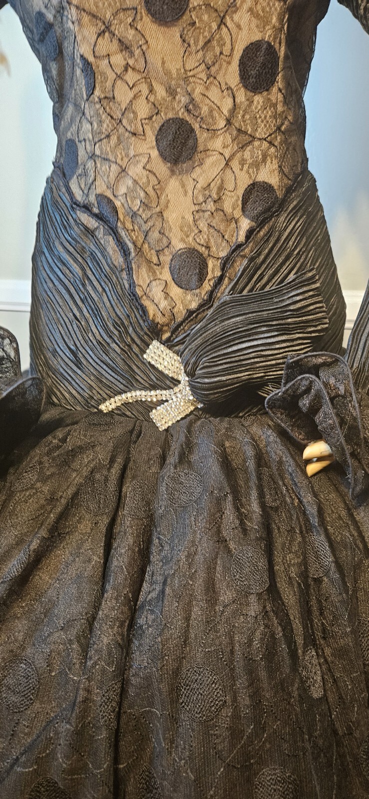 Vintage 1980s Black Saks Fifth Ave High Low „Dynasty” Style Formal Ball Gown As