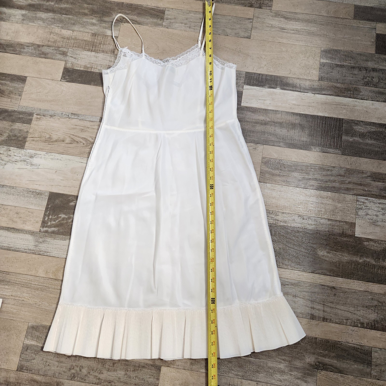 Vintage 1950s Barbizon Full Length Petticoat Lace Accent Side Zip Miss 18 (36 B)