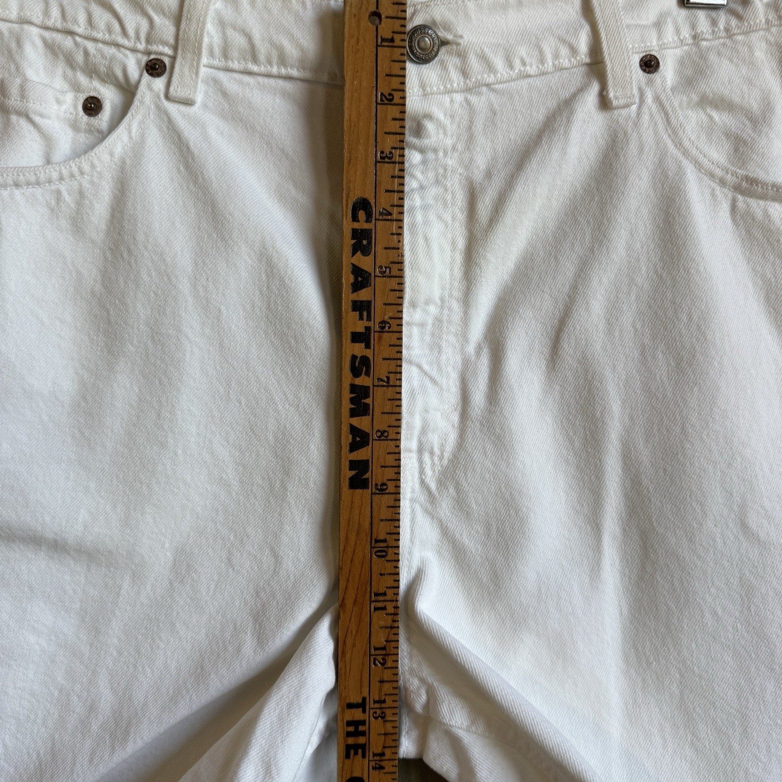 Vintage Levi’s 551 White Denim Jean Jorts Shorts USA Sz 14 Measures 32 x 7