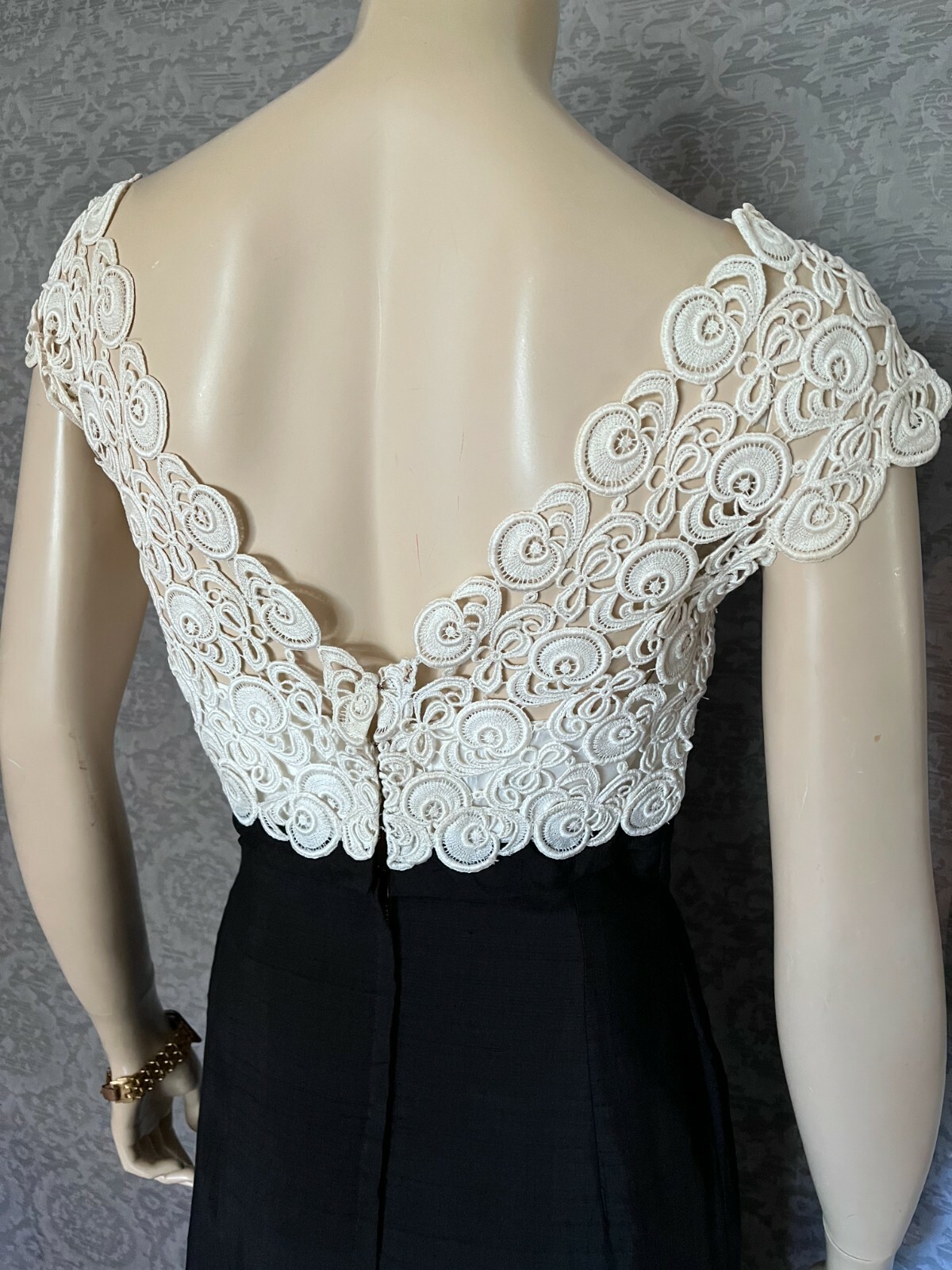 1950s Colin Originals Inky Black, Ivory Wiggle Dress, Lacy Bodice, Petite , VLV