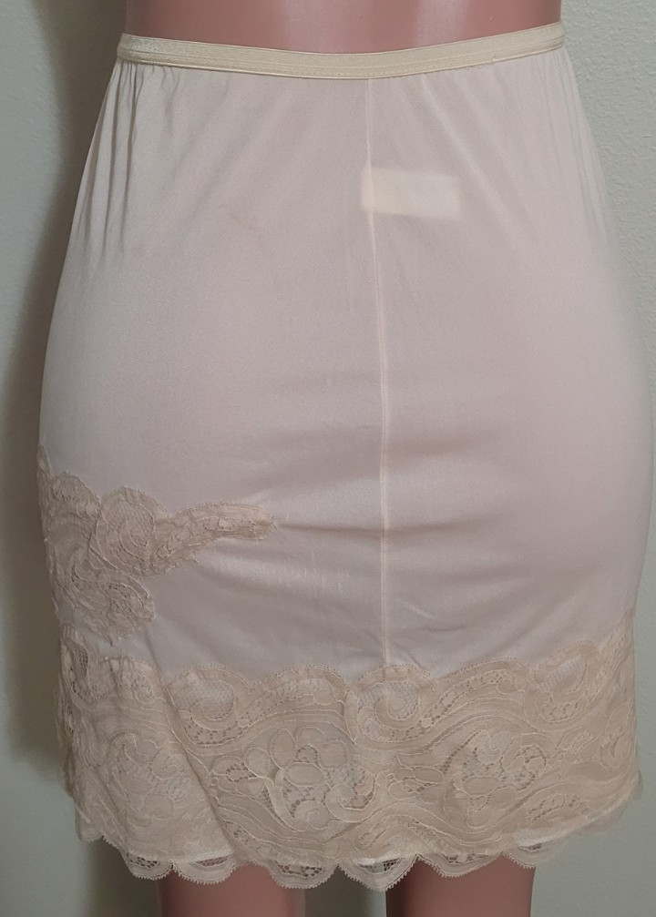Wonder Maid Light Pink Slip Style 4910 Size S