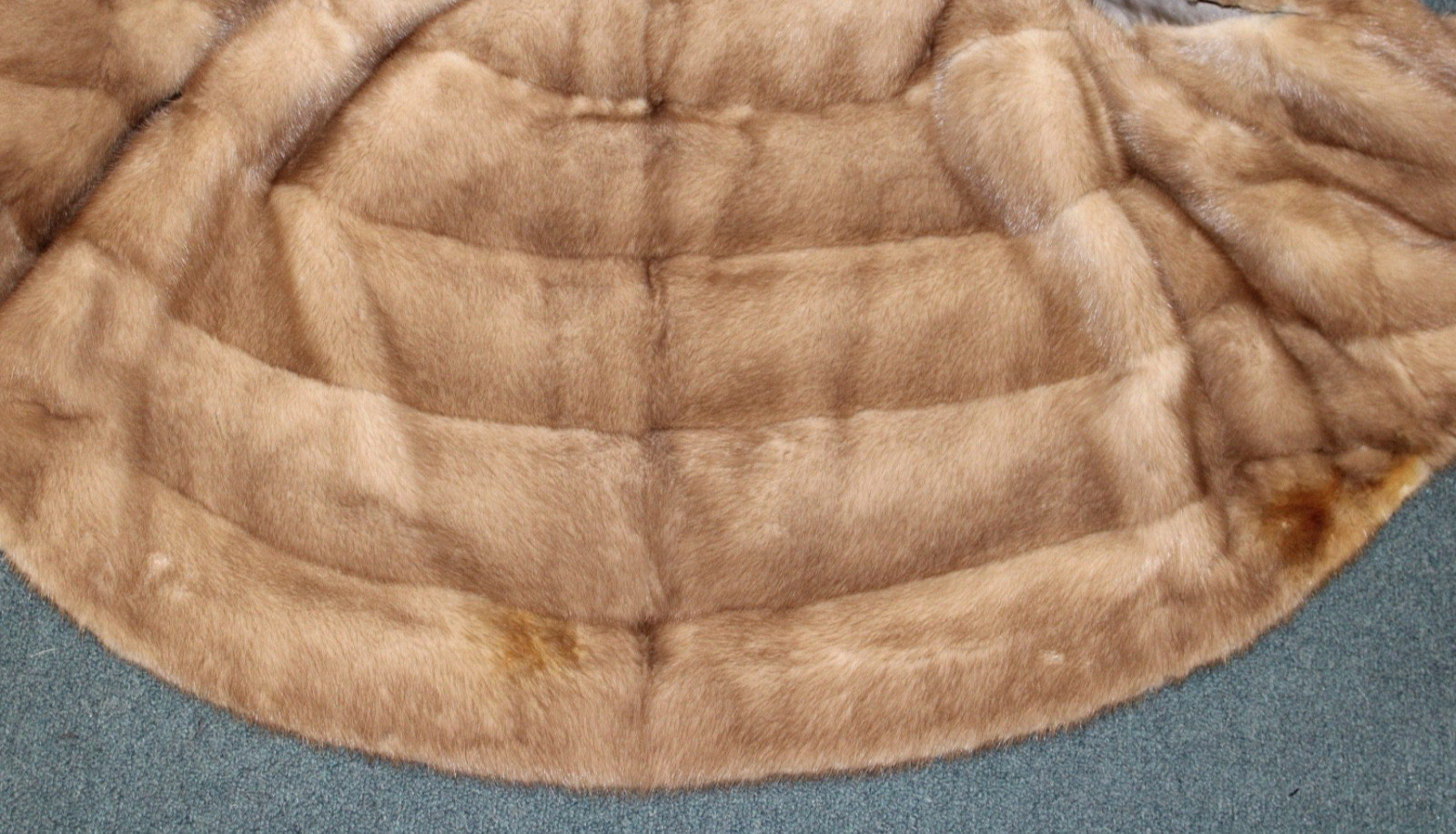 Fashion Corner Economy Shoppe Mink Fur Stole Cape •Free Shipping!!!•