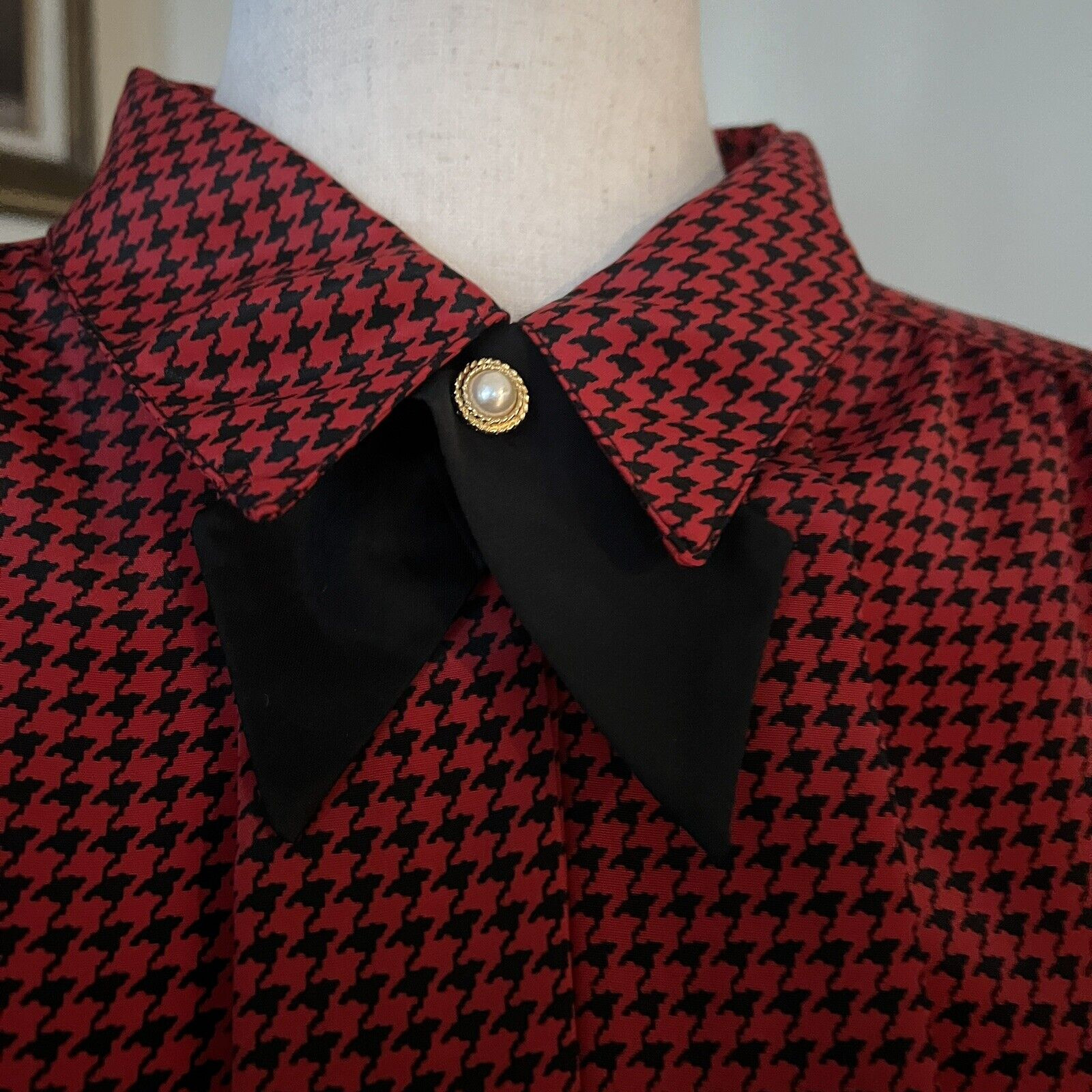 Impressions of California Vintage Red Black Pussy Bow Cravat Blouse sz 14