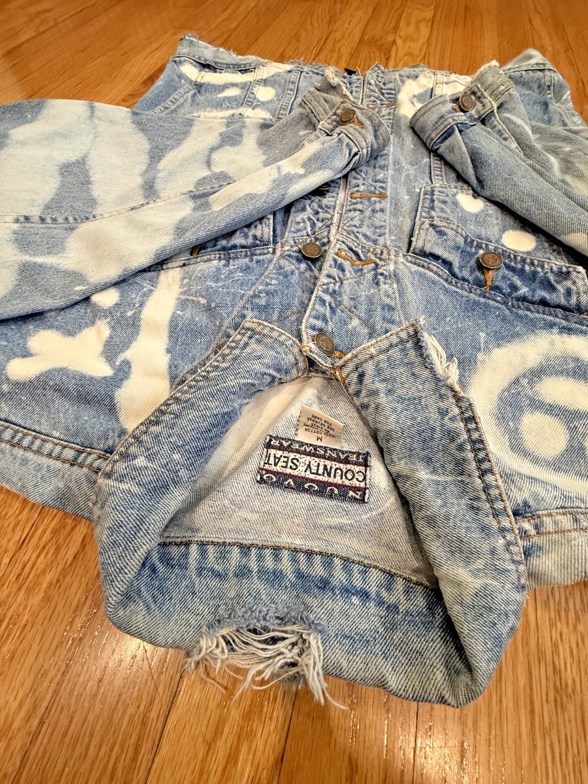 VINTAGE 90s Nuovo County Seat Jeanswear Bleached Distressed Denim Jacket Women M