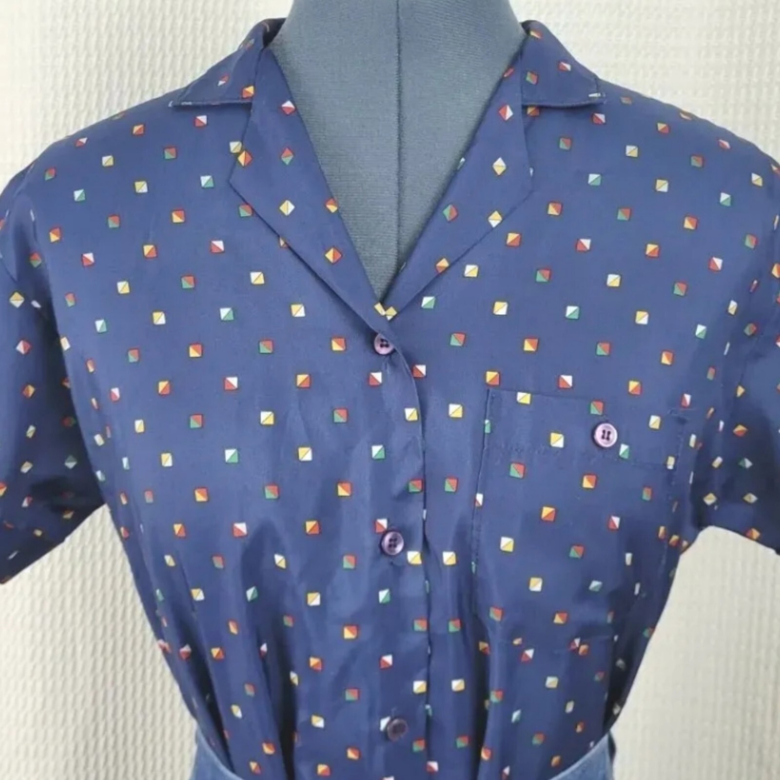 Vintage Lady Van Heusen Blue Short Sleeved Blouse w Multicolored Squares Size 10