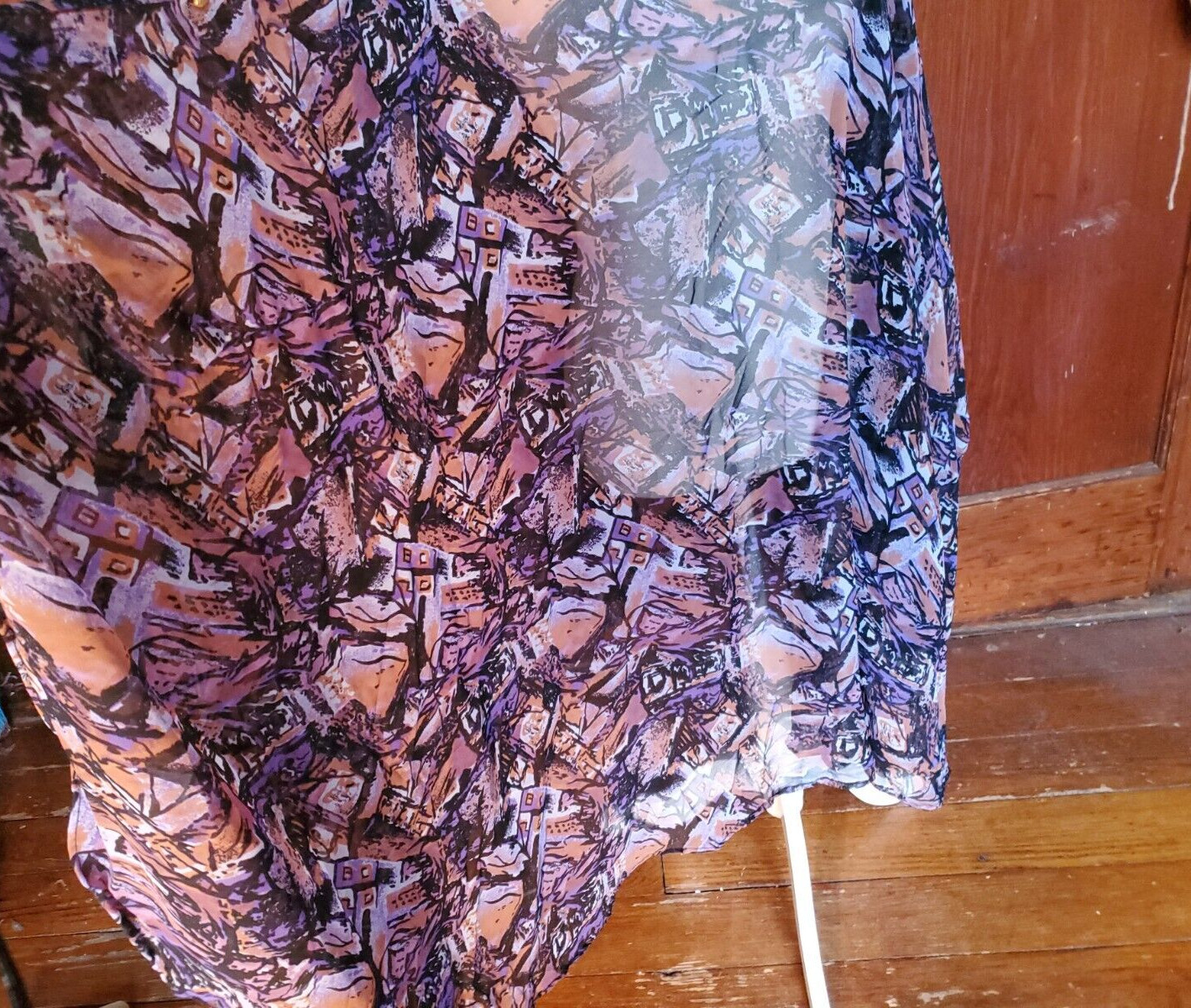 VIN XL SHEER OVERLAY LONG TUNIC TOP W/ PEEK-A-BOO SLEEVES-GEOMETRIC PURPLE TONES