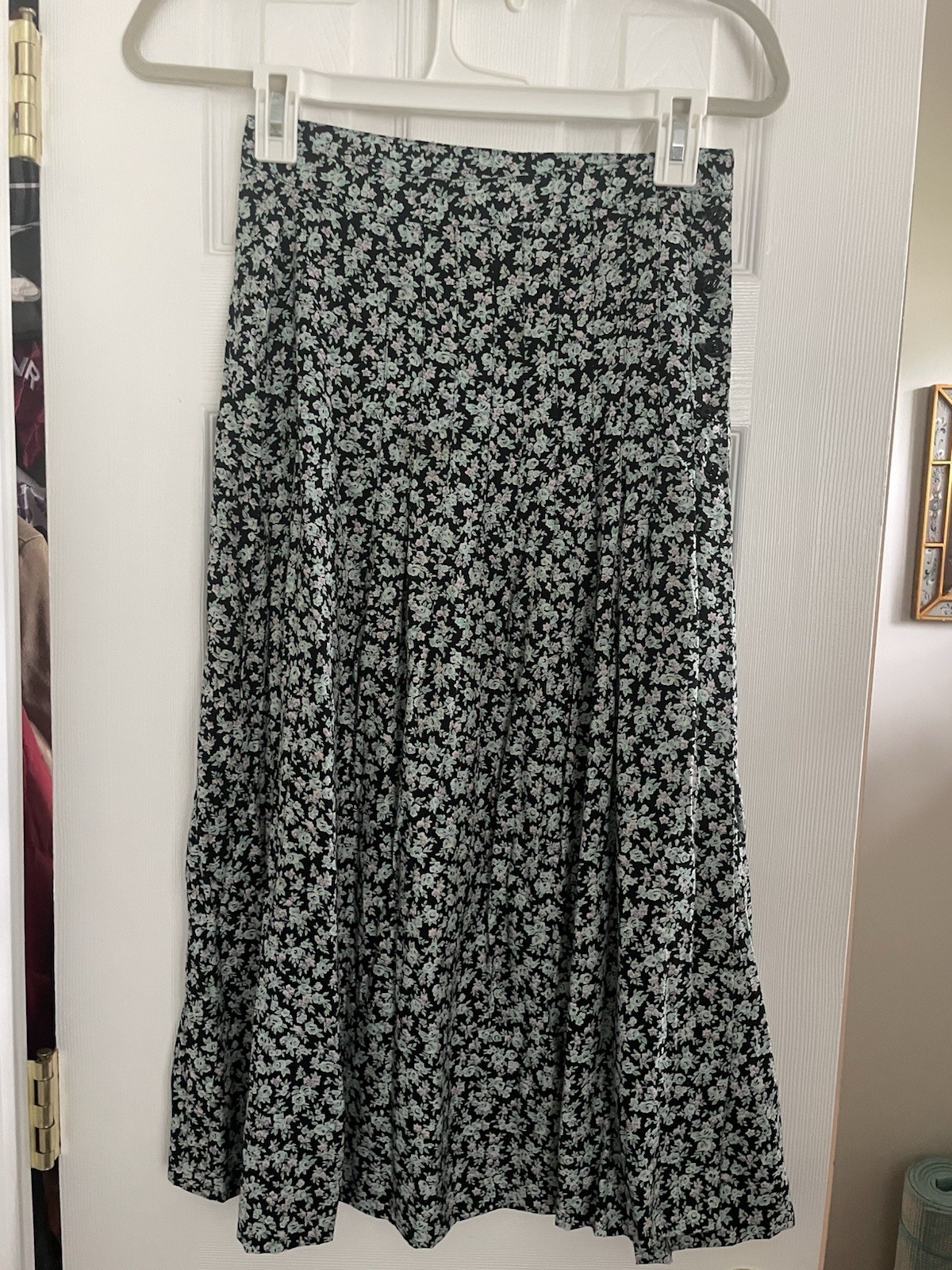 Vintage Jane Schaffhausen Belle France Black and teal floral pleated wrap skirt