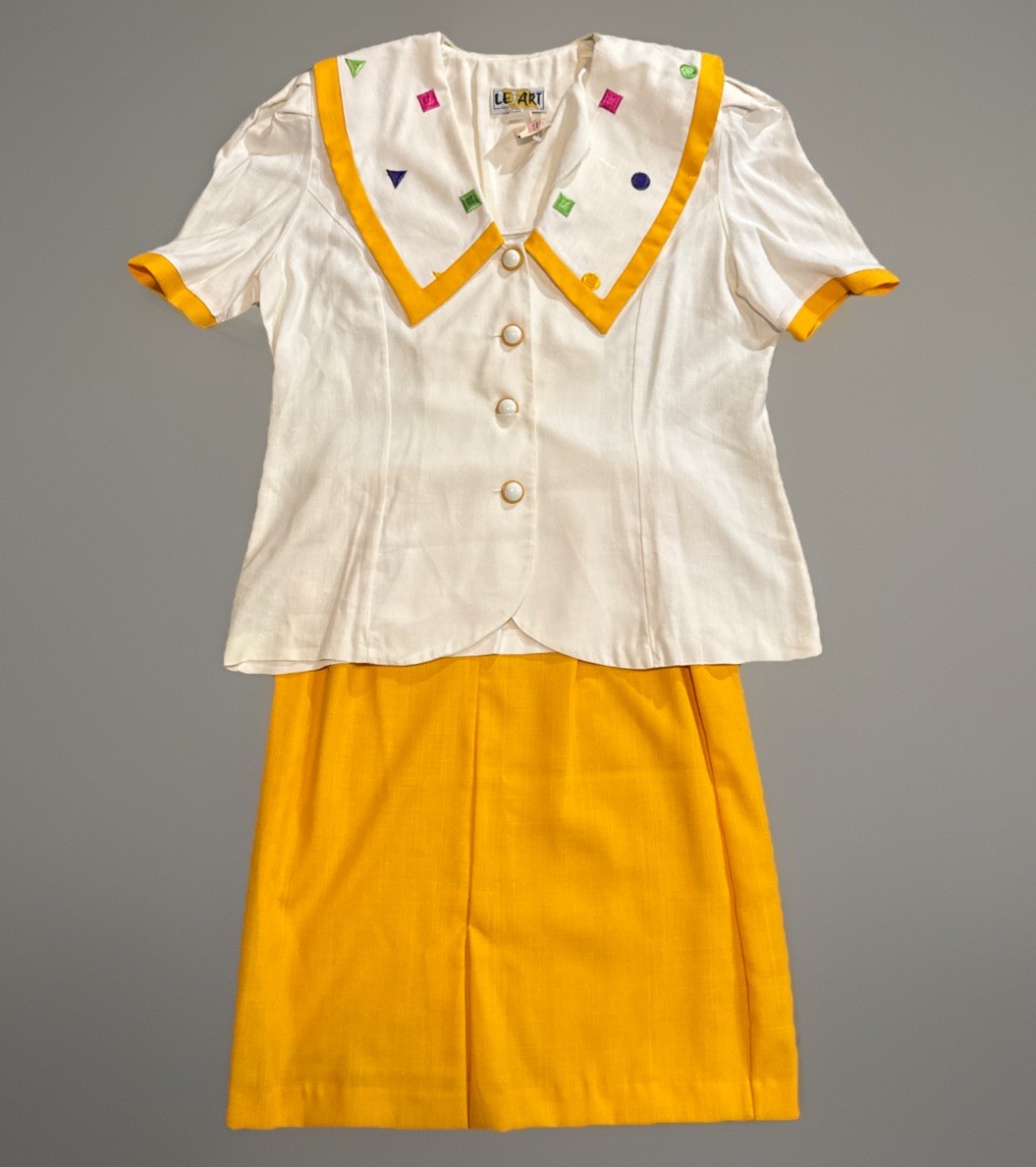 Vintage 70s Le Art Women’s White Yellow Blazer Skirt Work Suit New Old Stock NWT
