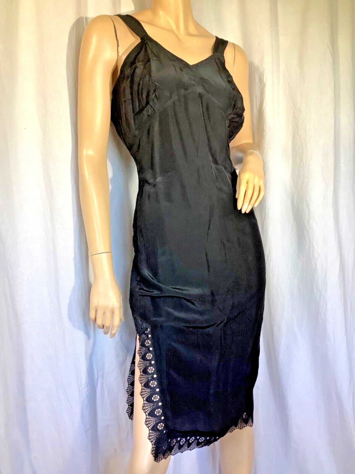 Vintage cold rayon Full Slip nightgown Chemise black M midi WWII slit Lace 40s